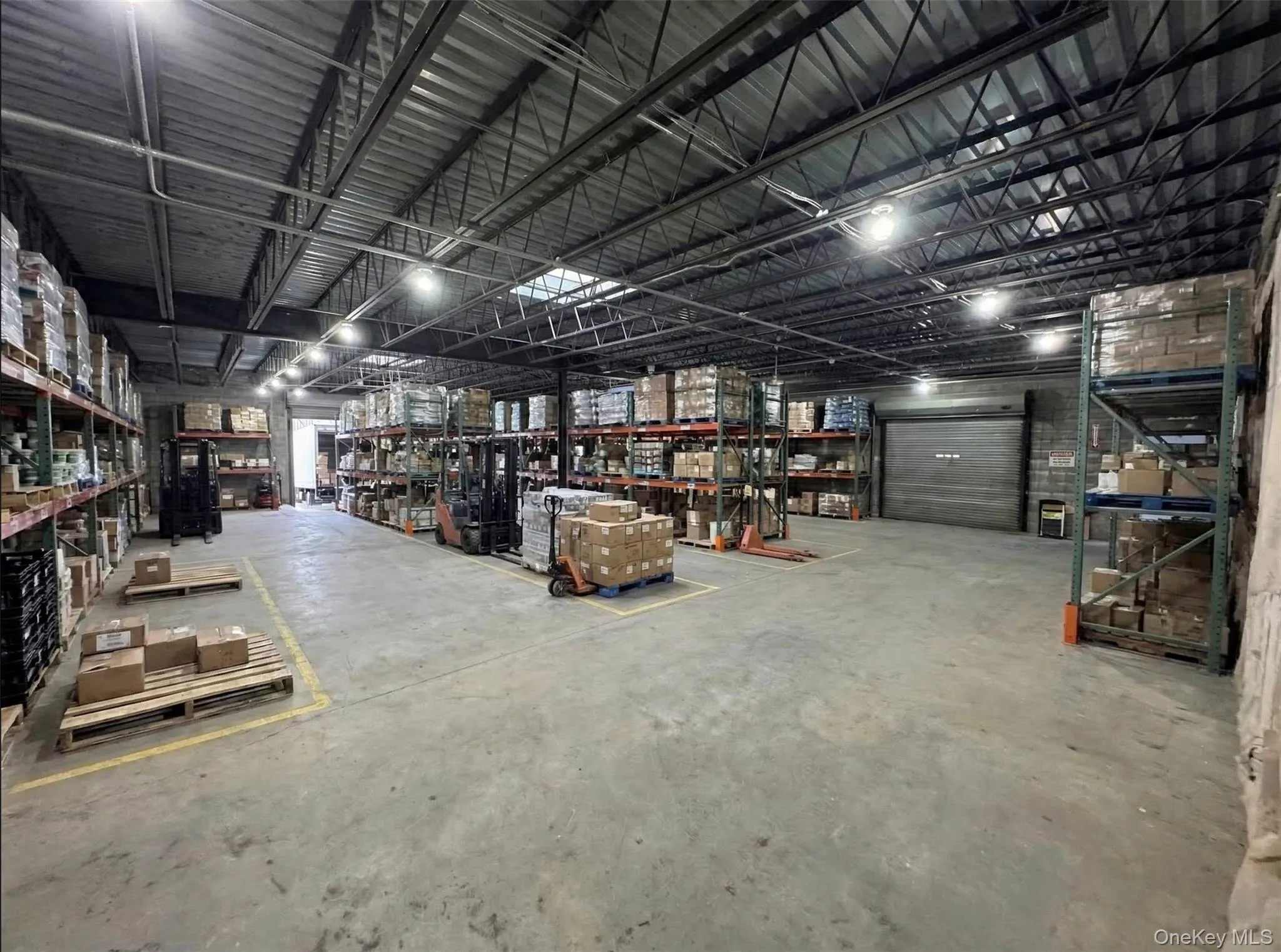 32 Chichester Avenue, Brookhaven, NY, ,Commercial Lease,For Rent,Chichester,0,954660 32 Chichester Avenue, Brookhaven, NY, ,Commercial Lease,For Rent,Chichester,0,954660