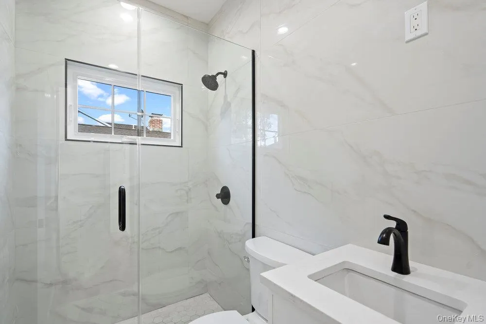 8 Violet Avenue, Oyster Bay, NY, 5 Bedrooms Bedrooms, 9 Rooms Rooms,4 BathroomsBathrooms,Residential,For Rent,Violet,0,954668 8 Violet Avenue, Oyster Bay, NY, 5 Bedrooms Bedrooms, 9 Rooms Rooms,4 BathroomsBathrooms,Residential,For Rent,Violet,0,954668