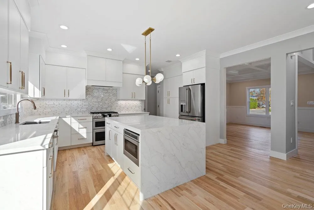 8 Violet Avenue, Oyster Bay, NY, 5 Bedrooms Bedrooms, 9 Rooms Rooms,4 BathroomsBathrooms,Residential,For Rent,Violet,0,954668 8 Violet Avenue, Oyster Bay, NY, 5 Bedrooms Bedrooms, 9 Rooms Rooms,4 BathroomsBathrooms,Residential,For Rent,Violet,0,954668