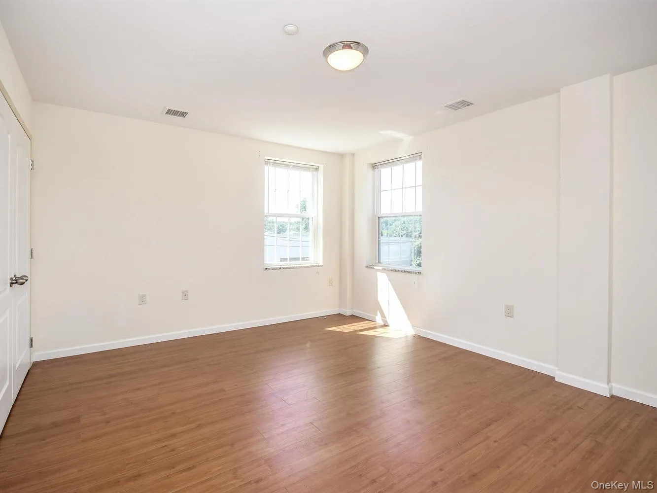400 Carney Street, Glen Cove, NY, 2 Bedrooms Bedrooms, 3 Rooms Rooms,1 BathroomBathrooms,Residential Lease,Idx,Carney,0,954692 400 Carney Street, Glen Cove, NY, 2 Bedrooms Bedrooms, 3 Rooms Rooms,1 BathroomBathrooms,Residential Lease,Idx,Carney,0,954692