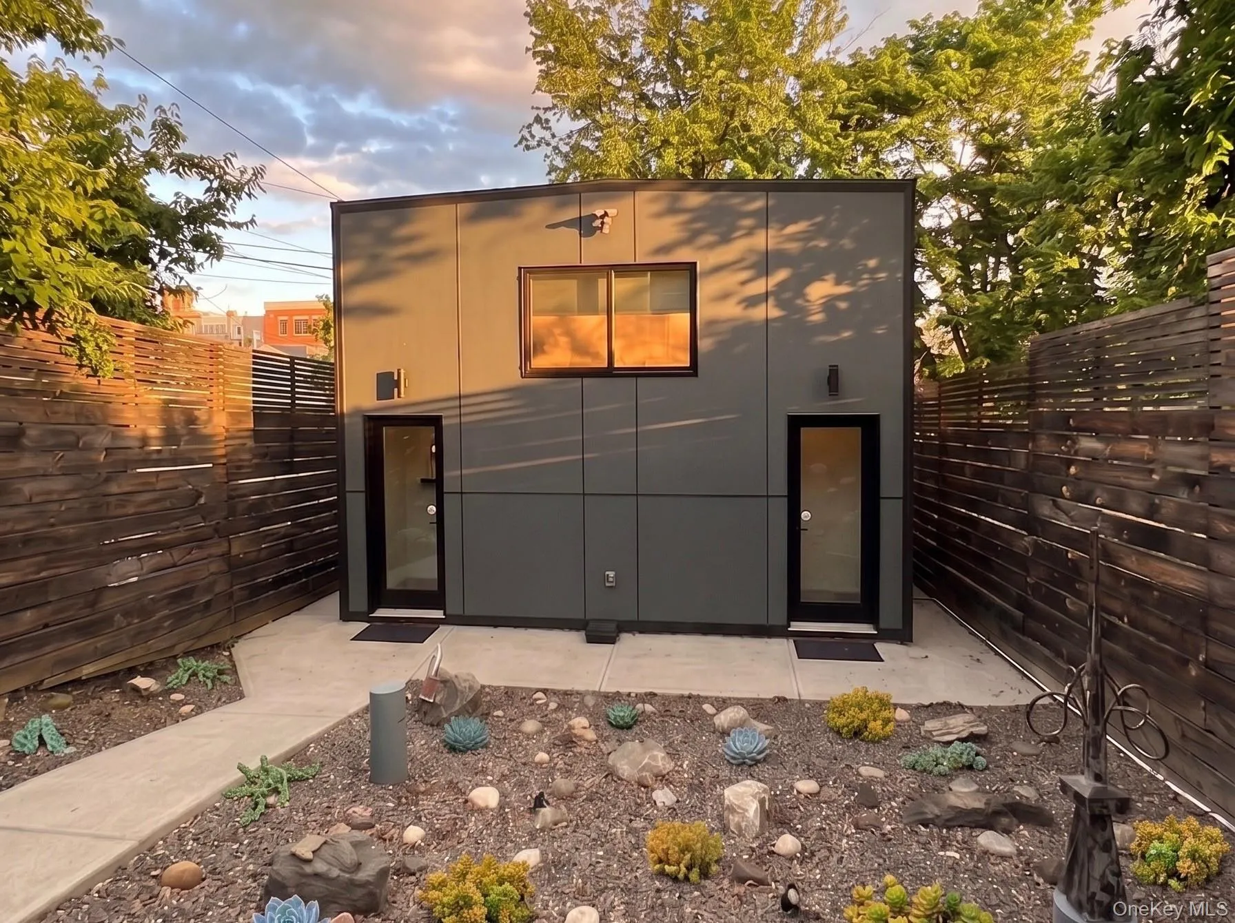 315 State, Hudson, NY, 3 Bedrooms Bedrooms, 8 Rooms Rooms,3 BathroomsBathrooms,Residential,For Rent,State,0,954702 315 State, Hudson, NY, 3 Bedrooms Bedrooms, 8 Rooms Rooms,3 BathroomsBathrooms,Residential,For Rent,State,0,954702
