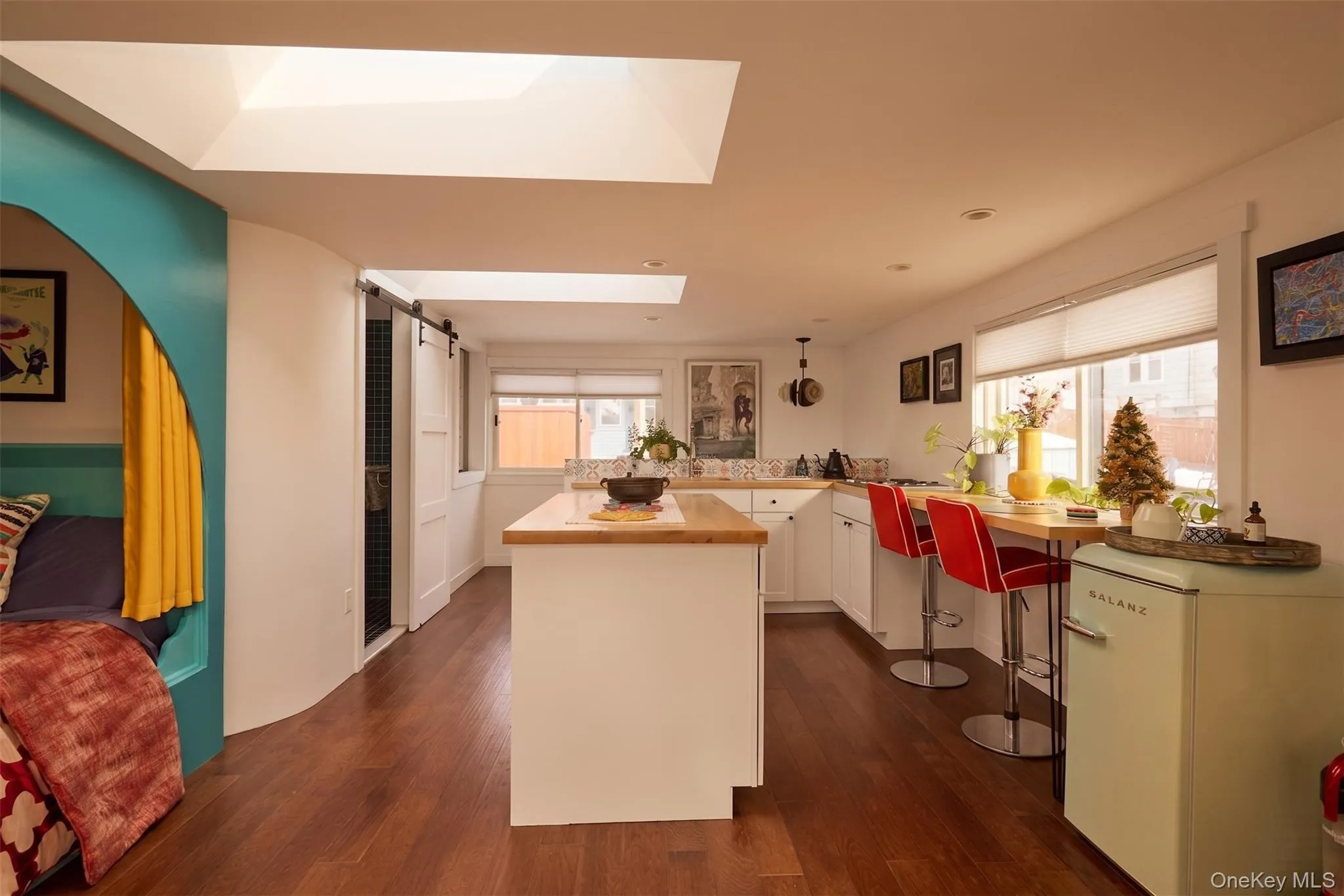 315 State, Hudson, NY, 3 Bedrooms Bedrooms, 8 Rooms Rooms,3 BathroomsBathrooms,Residential,For Rent,State,0,954702 315 State, Hudson, NY, 3 Bedrooms Bedrooms, 8 Rooms Rooms,3 BathroomsBathrooms,Residential,For Rent,State,0,954702