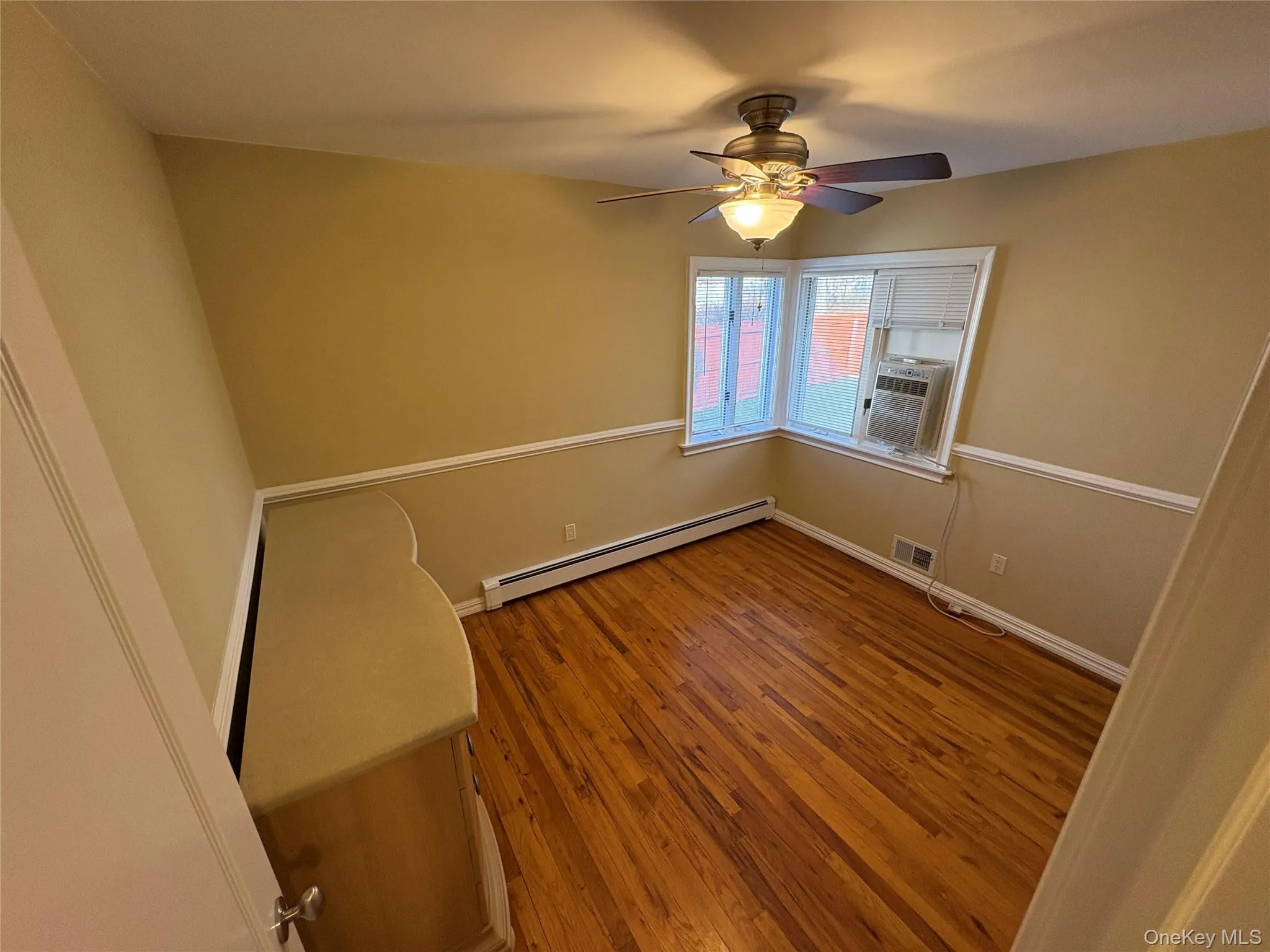 70 Hunter Lane, Brookhaven, NY, 2 Bedrooms Bedrooms, 4 Rooms Rooms,1 BathroomBathrooms,Residential Lease,Idx,Hunter,0,954704 70 Hunter Lane, Brookhaven, NY, 2 Bedrooms Bedrooms, 4 Rooms Rooms,1 BathroomBathrooms,Residential Lease,Idx,Hunter,0,954704