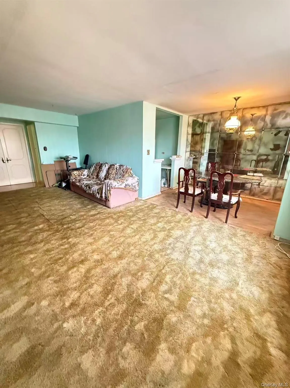 9230 56 Avenue, New York, NY, 2 Bedrooms Bedrooms, 6 Rooms Rooms,1 BathroomBathrooms,Residential,For Rent,56,0,954713 9230 56 Avenue, New York, NY, 2 Bedrooms Bedrooms, 6 Rooms Rooms,1 BathroomBathrooms,Residential,For Rent,56,0,954713
