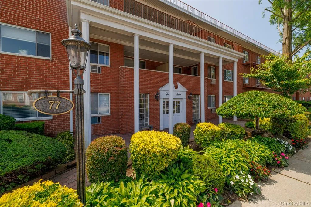 77 Park Avenue, Hempstead, NY, 3 Rooms Rooms,1 BathroomBathrooms,Residential Lease,Idx,Park,0,954725 77 Park Avenue, Hempstead, NY, 3 Rooms Rooms,1 BathroomBathrooms,Residential Lease,Idx,Park,0,954725