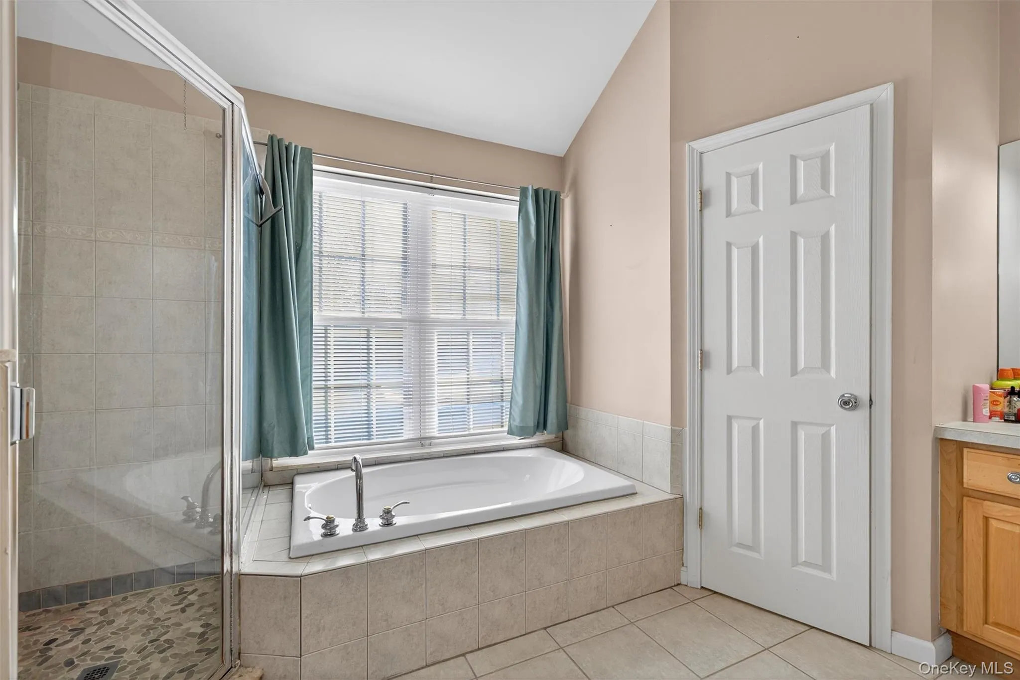 5 Oldwyck Crescent, Woodbury, NY, 4 Bedrooms Bedrooms, 8 Rooms Rooms,2 BathroomsBathrooms,Residential,For Rent,Oldwyck,0,954754 5 Oldwyck Crescent, Woodbury, NY, 4 Bedrooms Bedrooms, 8 Rooms Rooms,2 BathroomsBathrooms,Residential,For Rent,Oldwyck,0,954754