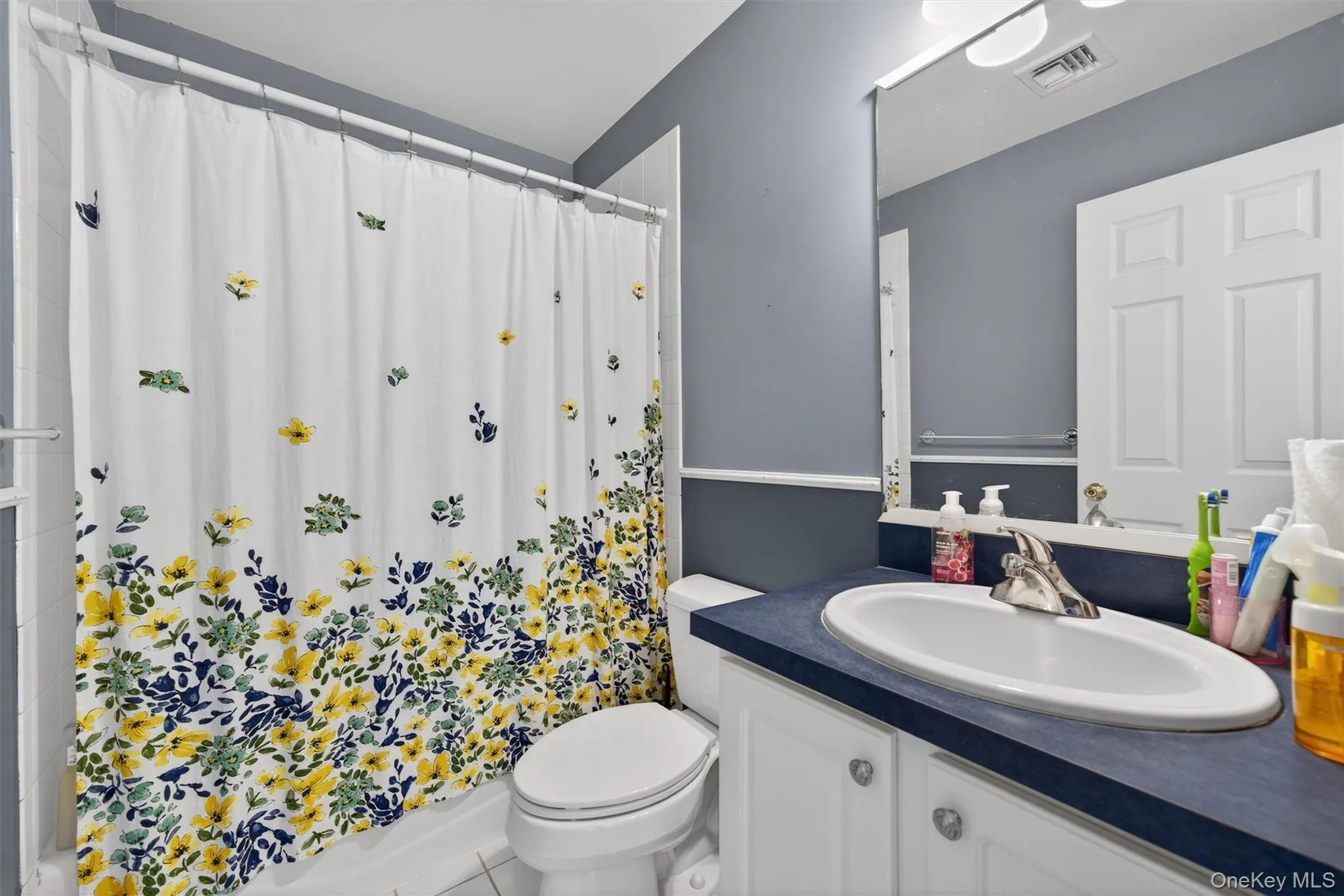 5 Oldwyck Crescent, Woodbury, NY, 4 Bedrooms Bedrooms, 8 Rooms Rooms,2 BathroomsBathrooms,Residential,For Rent,Oldwyck,0,954754 5 Oldwyck Crescent, Woodbury, NY, 4 Bedrooms Bedrooms, 8 Rooms Rooms,2 BathroomsBathrooms,Residential,For Rent,Oldwyck,0,954754