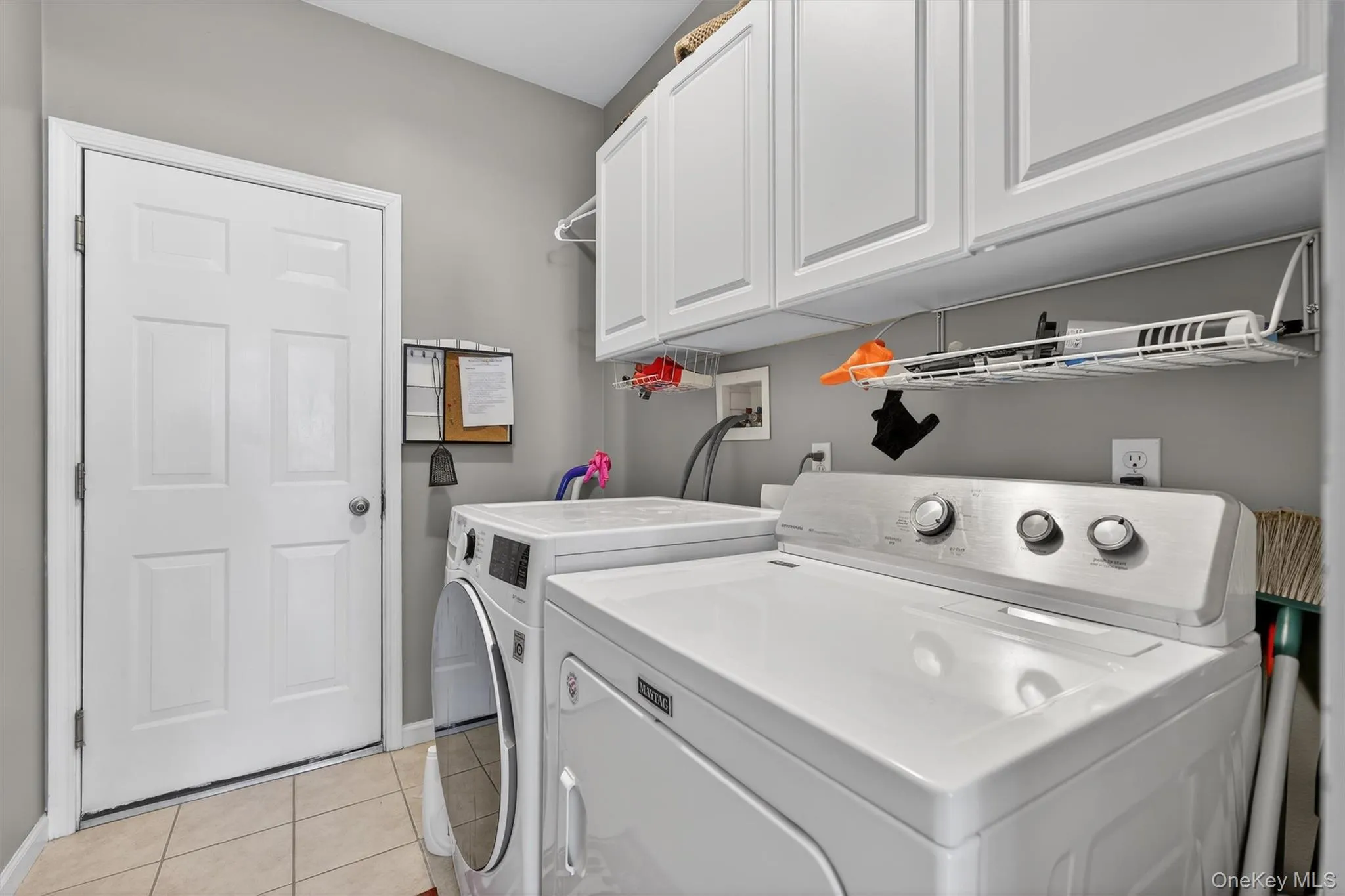 5 Oldwyck Crescent, Woodbury, NY, 4 Bedrooms Bedrooms, 8 Rooms Rooms,2 BathroomsBathrooms,Residential,For Rent,Oldwyck,0,954754 5 Oldwyck Crescent, Woodbury, NY, 4 Bedrooms Bedrooms, 8 Rooms Rooms,2 BathroomsBathrooms,Residential,For Rent,Oldwyck,0,954754