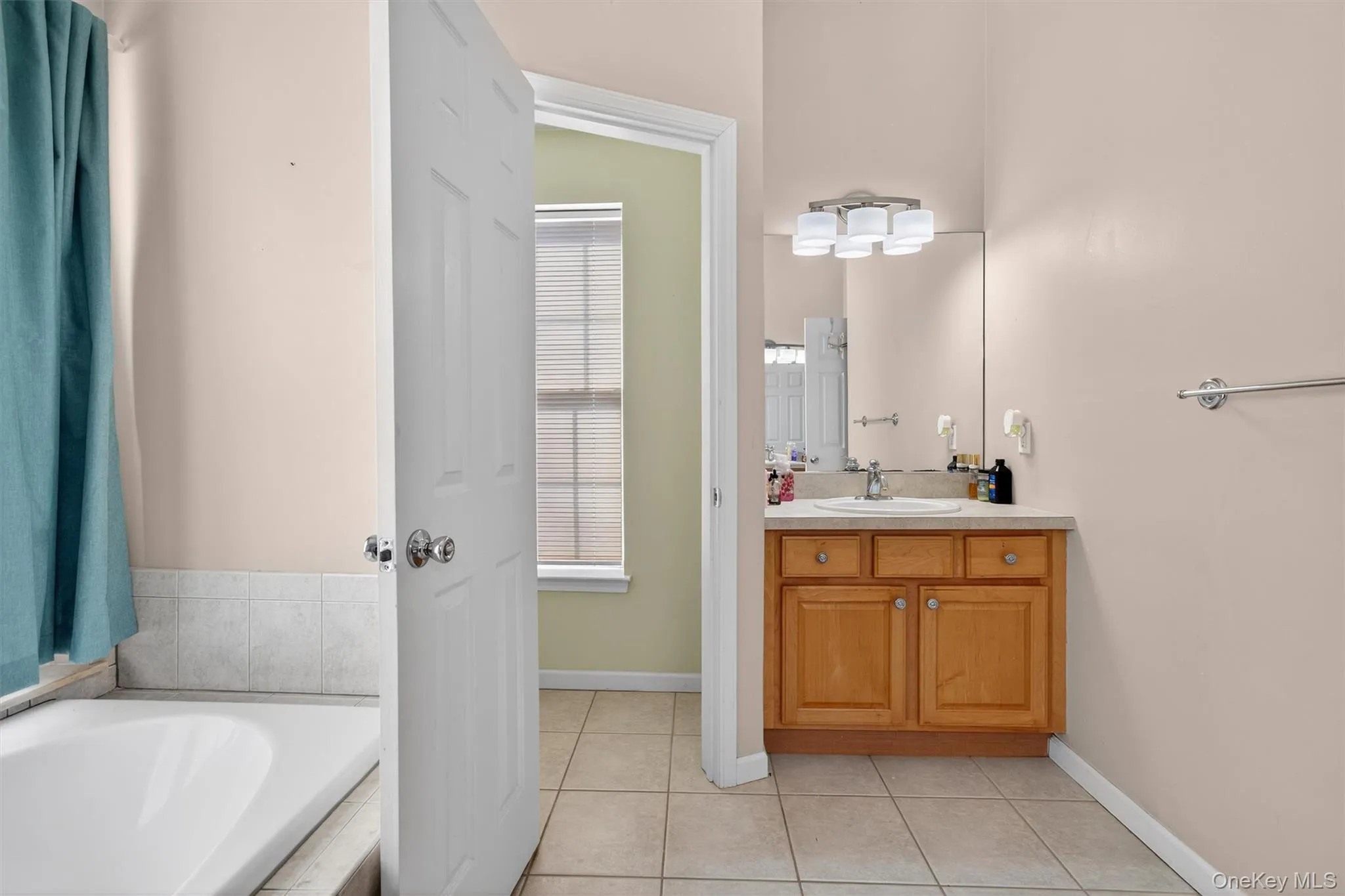 5 Oldwyck Crescent, Woodbury, NY, 4 Bedrooms Bedrooms, 8 Rooms Rooms,2 BathroomsBathrooms,Residential,For Rent,Oldwyck,0,954754 5 Oldwyck Crescent, Woodbury, NY, 4 Bedrooms Bedrooms, 8 Rooms Rooms,2 BathroomsBathrooms,Residential,For Rent,Oldwyck,0,954754