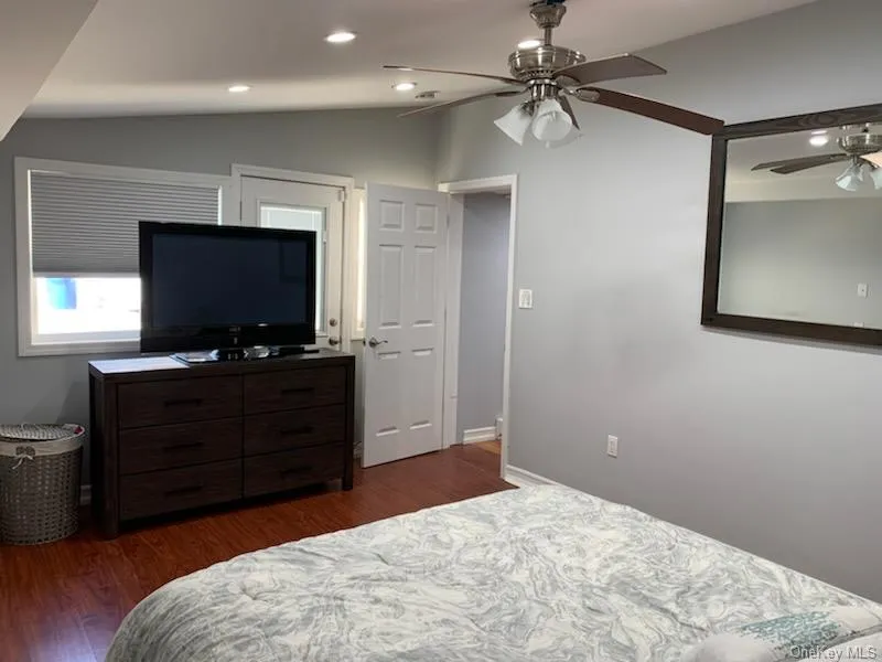 81 Barnes Street, Long Beach, NY, 5 Bedrooms Bedrooms, 9 Rooms Rooms,3 BathroomsBathrooms,Residential,For Rent,Barnes,0,954760 81 Barnes Street, Long Beach, NY, 5 Bedrooms Bedrooms, 9 Rooms Rooms,3 BathroomsBathrooms,Residential,For Rent,Barnes,0,954760