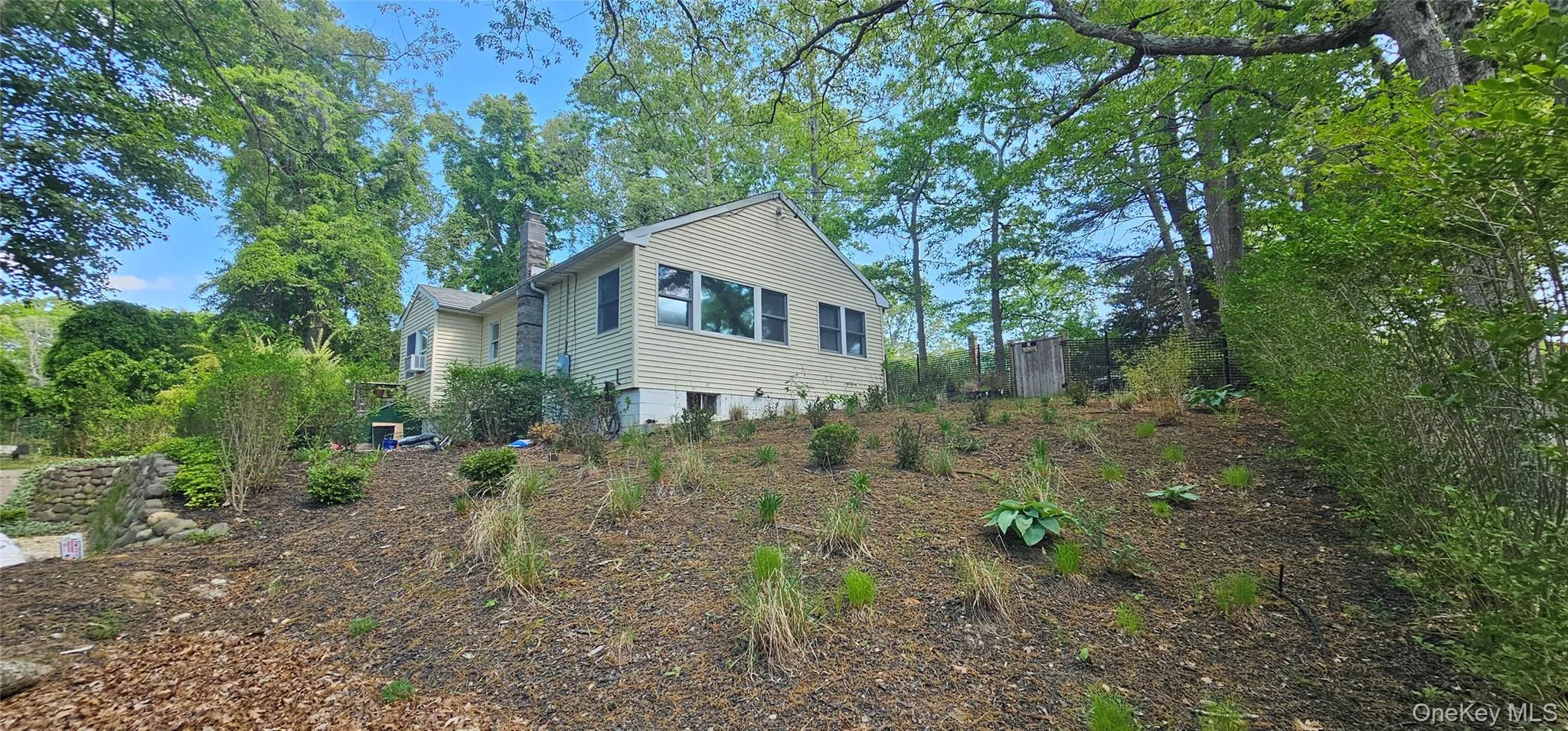 176 Maple Avenue, Southampton, NY, 2 Bedrooms Bedrooms, 5 Rooms Rooms,1 BathroomBathrooms,Residential,For Rent,Maple,0,954761 176 Maple Avenue, Southampton, NY, 2 Bedrooms Bedrooms, 5 Rooms Rooms,1 BathroomBathrooms,Residential,For Rent,Maple,0,954761