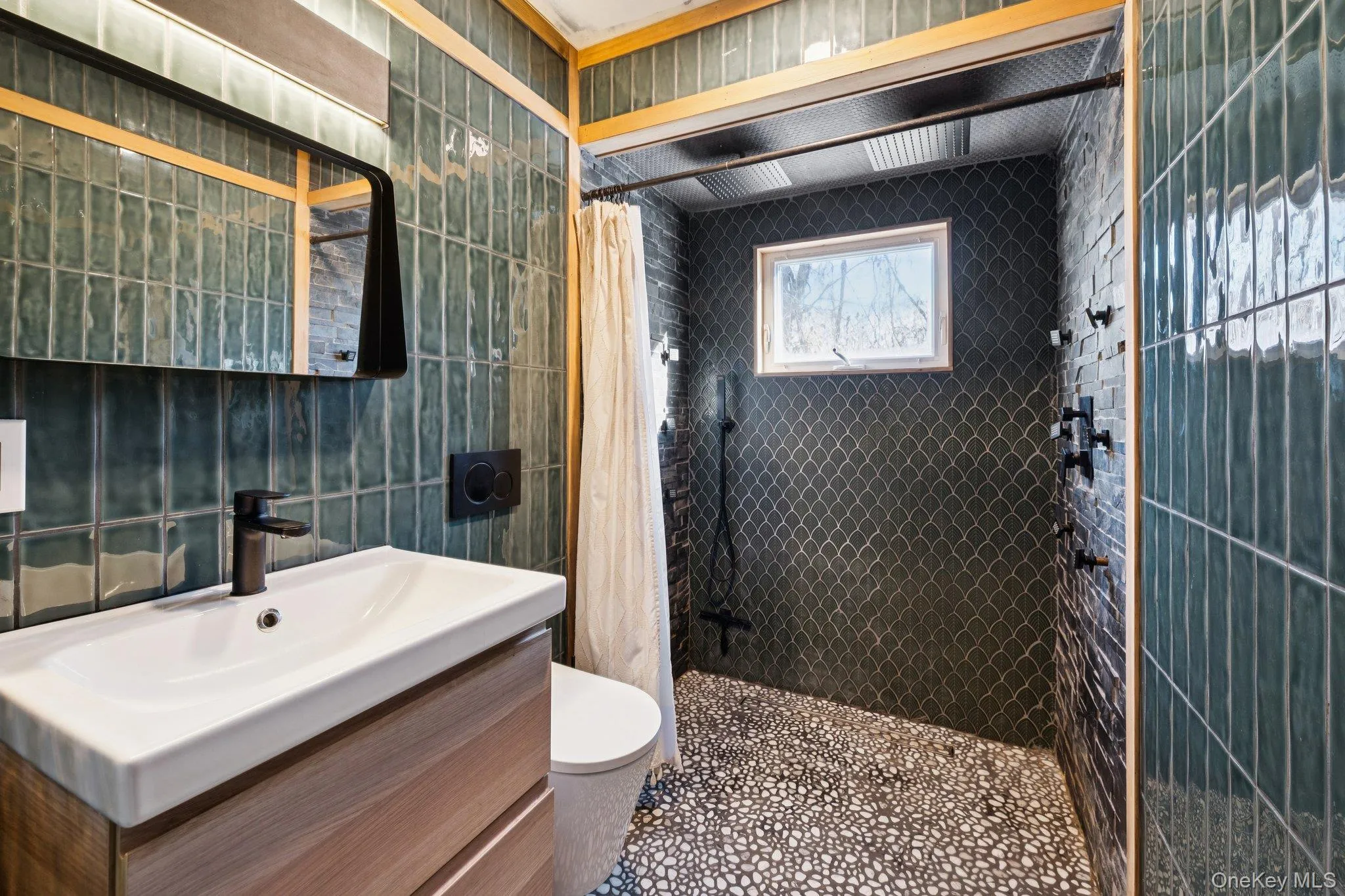 176 Maple Avenue, Southampton, NY, 2 Bedrooms Bedrooms, 5 Rooms Rooms,1 BathroomBathrooms,Residential,For Rent,Maple,0,954761 176 Maple Avenue, Southampton, NY, 2 Bedrooms Bedrooms, 5 Rooms Rooms,1 BathroomBathrooms,Residential,For Rent,Maple,0,954761