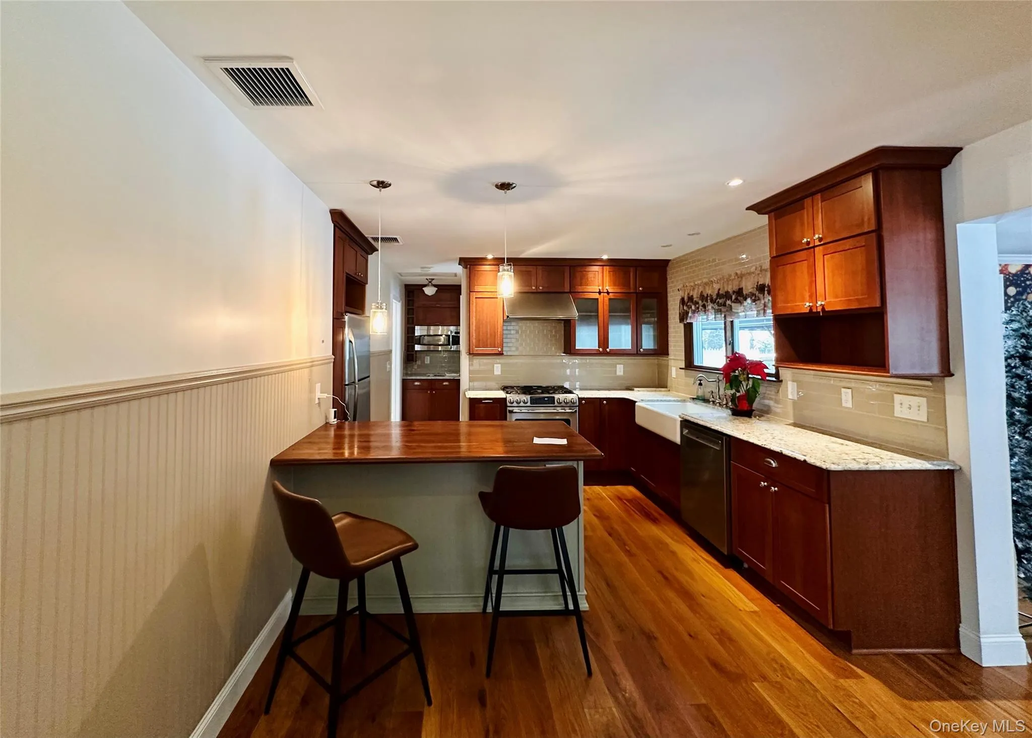 Kitchen island with seating Kitchen island with seating