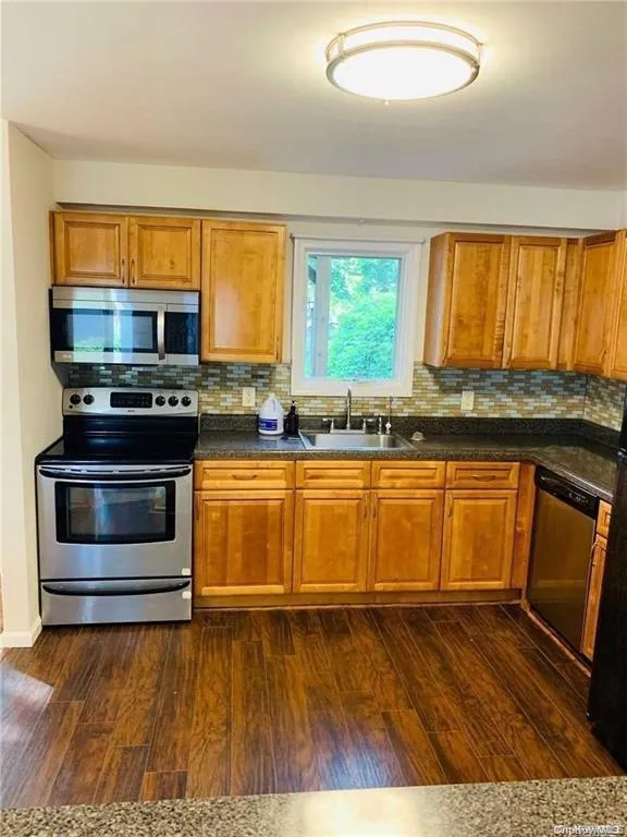 2357 Garfield Street, Hempstead, NY, 2 Bedrooms Bedrooms, 5 Rooms Rooms,1 BathroomBathrooms,Residential Lease,Idx,Garfield,0,954789 2357 Garfield Street, Hempstead, NY, 2 Bedrooms Bedrooms, 5 Rooms Rooms,1 BathroomBathrooms,Residential Lease,Idx,Garfield,0,954789