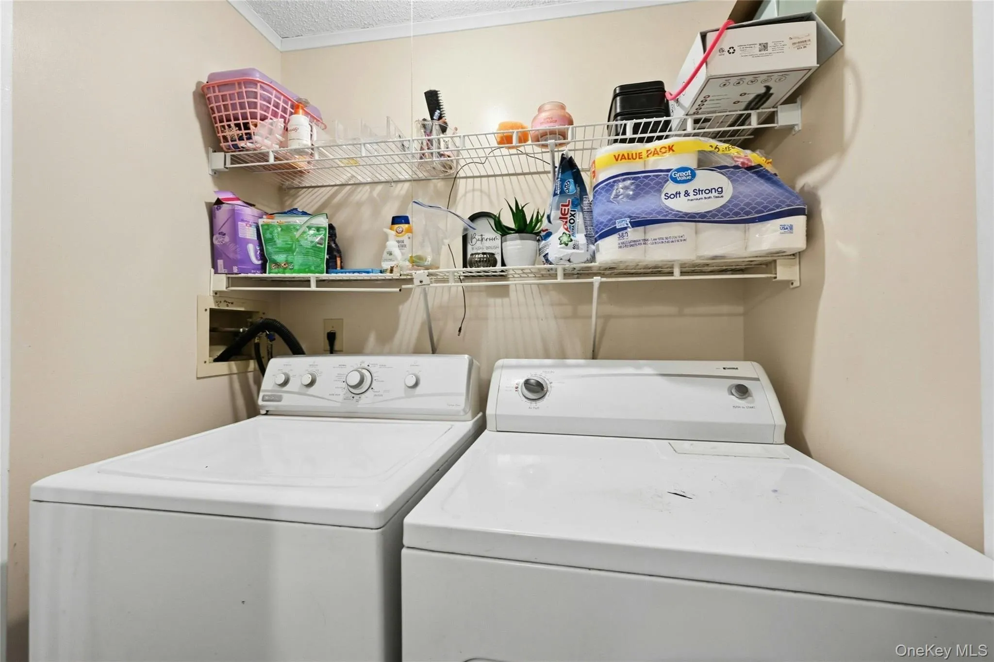 54 Dogwood Lane, Brookhaven, NY, 2 Bedrooms Bedrooms, 5 Rooms Rooms,2 BathroomsBathrooms,Residential,For Rent,Dogwood,0,954790 54 Dogwood Lane, Brookhaven, NY, 2 Bedrooms Bedrooms, 5 Rooms Rooms,2 BathroomsBathrooms,Residential,For Rent,Dogwood,0,954790
