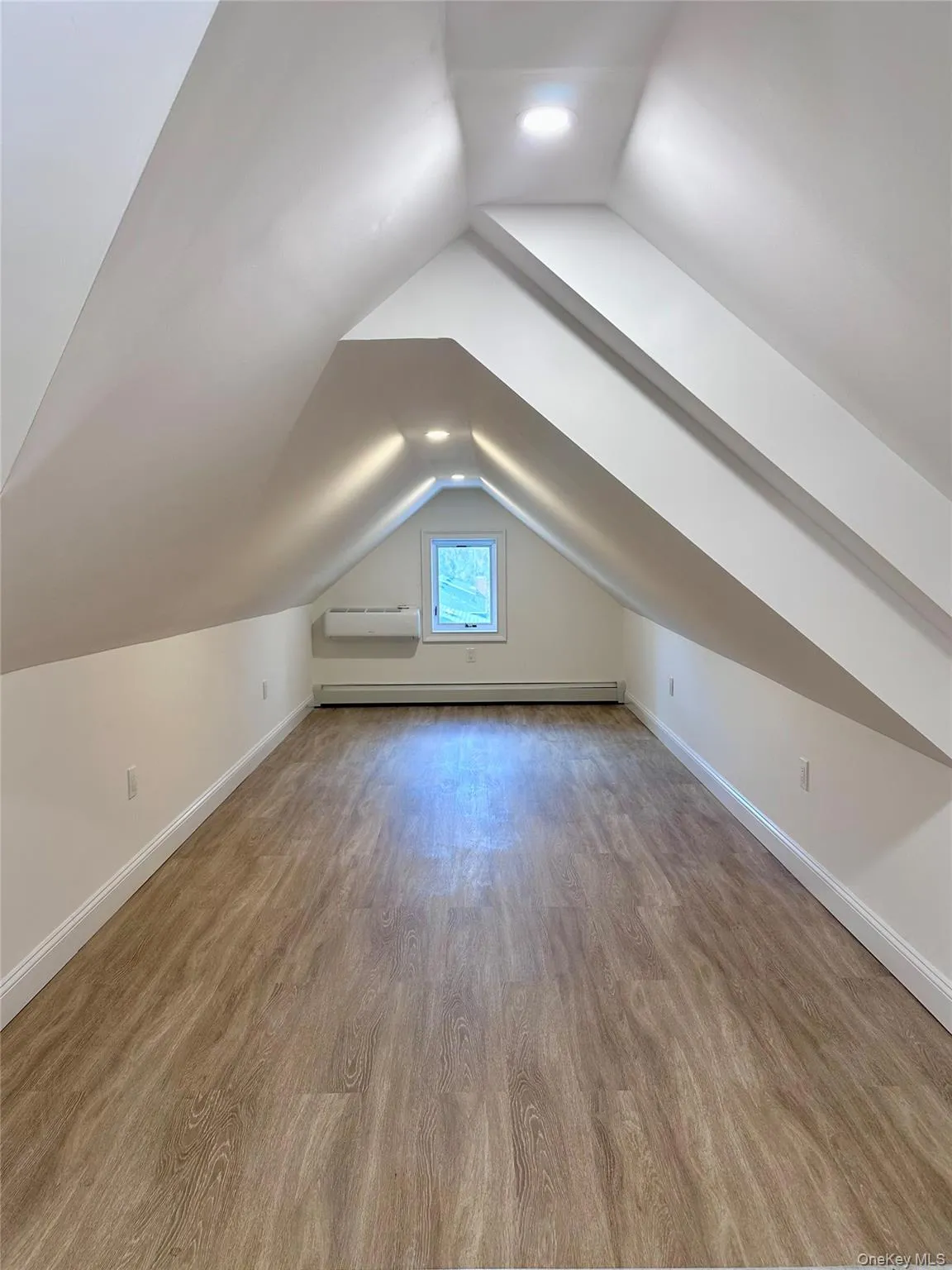 6467 185th Street, New York, NY, 1 Bedroom Bedrooms, 3 Rooms Rooms,1 BathroomBathrooms,Residential Lease,Idx,185th,0,954791 6467 185th Street, New York, NY, 1 Bedroom Bedrooms, 3 Rooms Rooms,1 BathroomBathrooms,Residential Lease,Idx,185th,0,954791