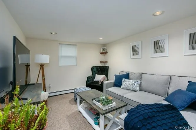 250 Rutherford Avenue, Oyster Bay, NY, 4 Bedrooms Bedrooms, 8 Rooms Rooms,2 BathroomsBathrooms,Residential Lease,Idx,Rutherford,0,954797 250 Rutherford Avenue, Oyster Bay, NY, 4 Bedrooms Bedrooms, 8 Rooms Rooms,2 BathroomsBathrooms,Residential Lease,Idx,Rutherford,0,954797