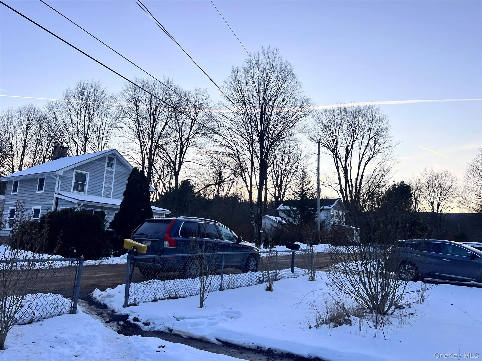 A view of the front yard. A view of the front yard.