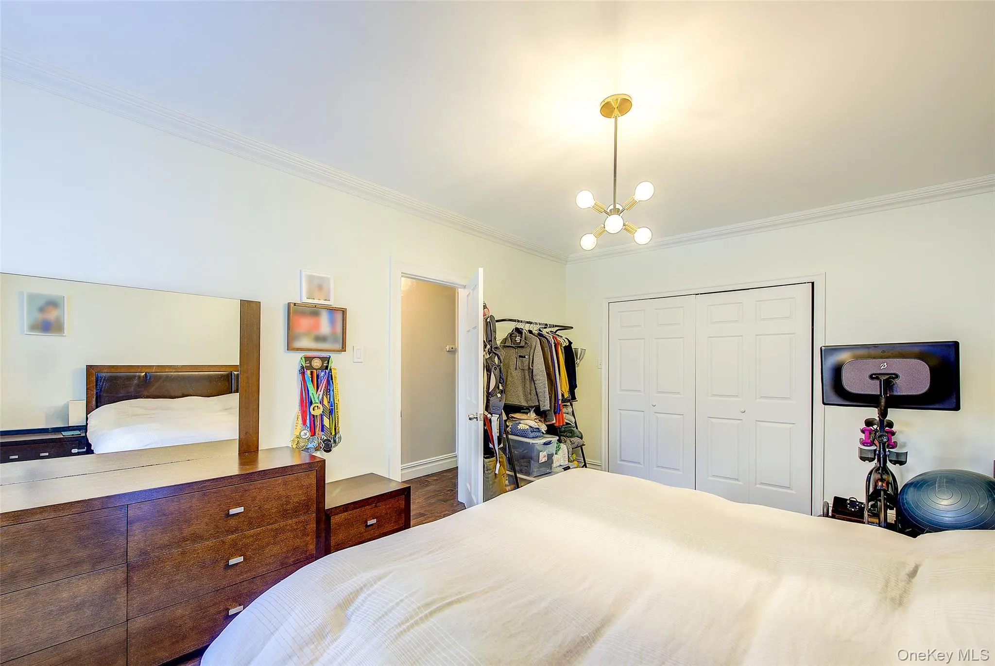 91-10 34th Avenue, New York, NY, 2 Bedrooms Bedrooms, 5 Rooms Rooms,1 BathroomBathrooms,Residential,For Rent,34th,0,954827 91-10 34th Avenue, New York, NY, 2 Bedrooms Bedrooms, 5 Rooms Rooms,1 BathroomBathrooms,Residential,For Rent,34th,0,954827