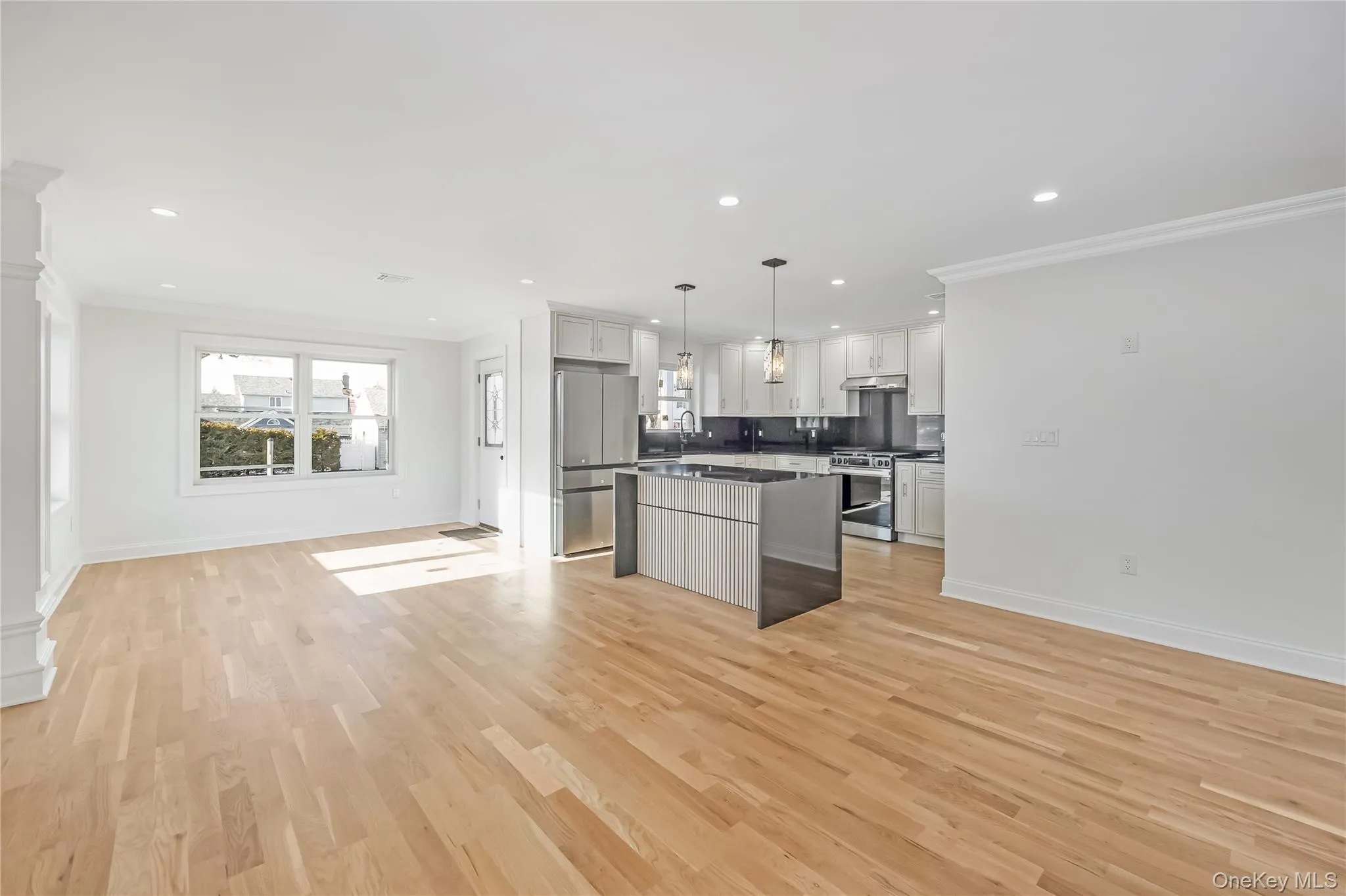 21 Norman Avenue, Babylon, NY, 4 Bedrooms Bedrooms, 12 Rooms Rooms,2 BathroomsBathrooms,Residential,For Rent,Norman,0,954854 21 Norman Avenue, Babylon, NY, 4 Bedrooms Bedrooms, 12 Rooms Rooms,2 BathroomsBathrooms,Residential,For Rent,Norman,0,954854