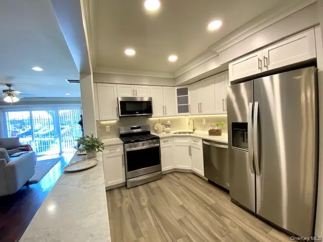 105 Westwood Drive, North Hempstead, NY, 3 Bedrooms Bedrooms, 6 Rooms Rooms,2 BathroomsBathrooms,Residential Lease,Idx,Westwood,0,954874 105 Westwood Drive, North Hempstead, NY, 3 Bedrooms Bedrooms, 6 Rooms Rooms,2 BathroomsBathrooms,Residential Lease,Idx,Westwood,0,954874