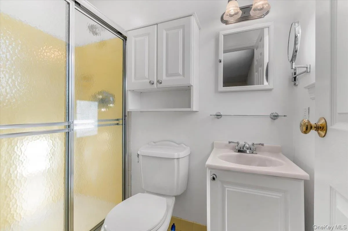 20 Alex Lane, Glen Cove, NY, 3 Bedrooms Bedrooms, 5 Rooms Rooms,2 BathroomsBathrooms,Residential Lease,Idx,Alex,0,954889 20 Alex Lane, Glen Cove, NY, 3 Bedrooms Bedrooms, 5 Rooms Rooms,2 BathroomsBathrooms,Residential Lease,Idx,Alex,0,954889