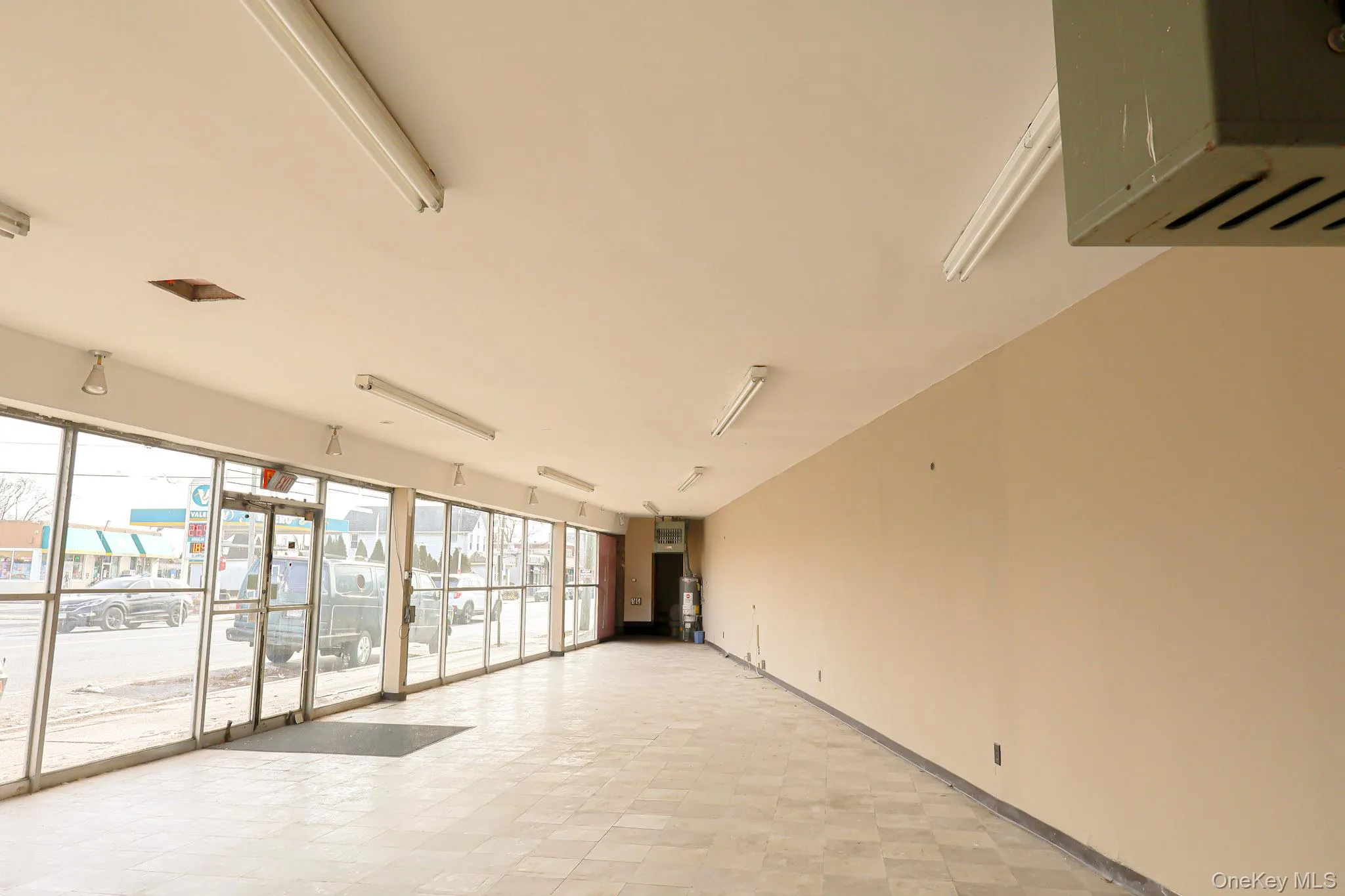 415 Clinton Street, Hempstead, NY, ,Commercial Lease,For Rent,Clinton,0,954925 415 Clinton Street, Hempstead, NY, ,Commercial Lease,For Rent,Clinton,0,954925