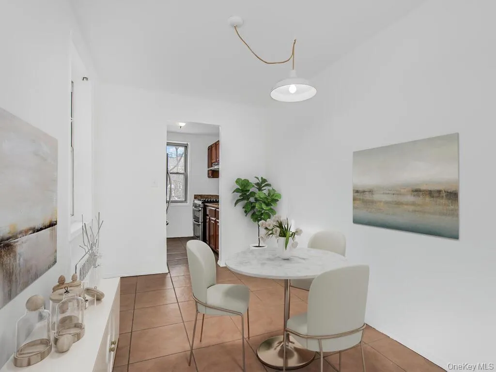 6601 Broadway, New York, NY, 1 Bedroom Bedrooms, 5 Rooms Rooms,1 BathroomBathrooms,Residential,For Rent,Broadway,0,954929 6601 Broadway, New York, NY, 1 Bedroom Bedrooms, 5 Rooms Rooms,1 BathroomBathrooms,Residential,For Rent,Broadway,0,954929