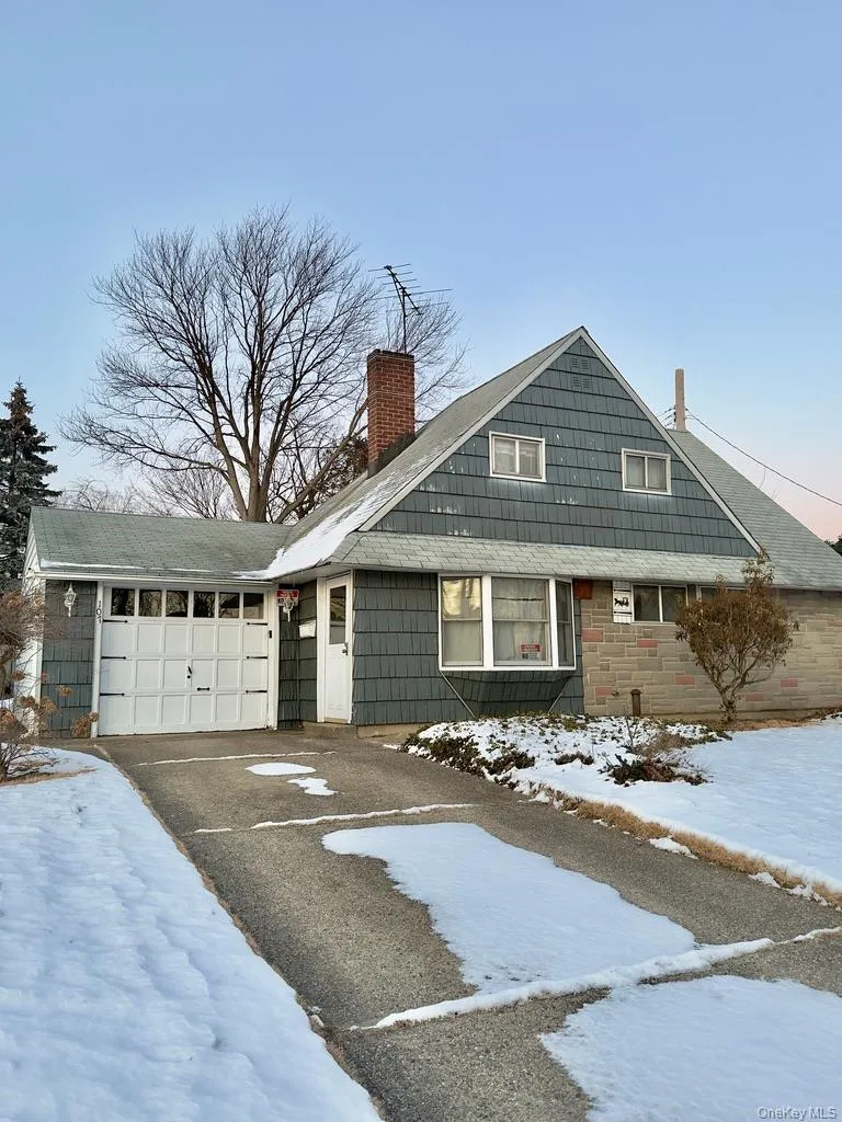 107 Ball Park Lane, Oyster Bay, NY, 4 Bedrooms Bedrooms, 6 Rooms Rooms,2 BathroomsBathrooms,Residential Lease,Idx,Ball Park,0,954934 107 Ball Park Lane, Oyster Bay, NY, 4 Bedrooms Bedrooms, 6 Rooms Rooms,2 BathroomsBathrooms,Residential Lease,Idx,Ball Park,0,954934