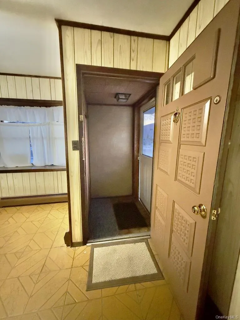 107 Ball Park Lane, Oyster Bay, NY, 4 Bedrooms Bedrooms, 6 Rooms Rooms,2 BathroomsBathrooms,Residential Lease,Idx,Ball Park,0,954934 107 Ball Park Lane, Oyster Bay, NY, 4 Bedrooms Bedrooms, 6 Rooms Rooms,2 BathroomsBathrooms,Residential Lease,Idx,Ball Park,0,954934