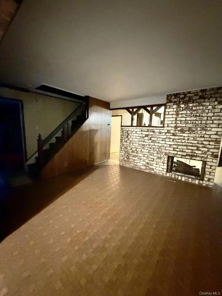 107 Ball Park Lane, Oyster Bay, NY, 4 Bedrooms Bedrooms, 6 Rooms Rooms,2 BathroomsBathrooms,Residential Lease,Idx,Ball Park,0,954934 107 Ball Park Lane, Oyster Bay, NY, 4 Bedrooms Bedrooms, 6 Rooms Rooms,2 BathroomsBathrooms,Residential Lease,Idx,Ball Park,0,954934