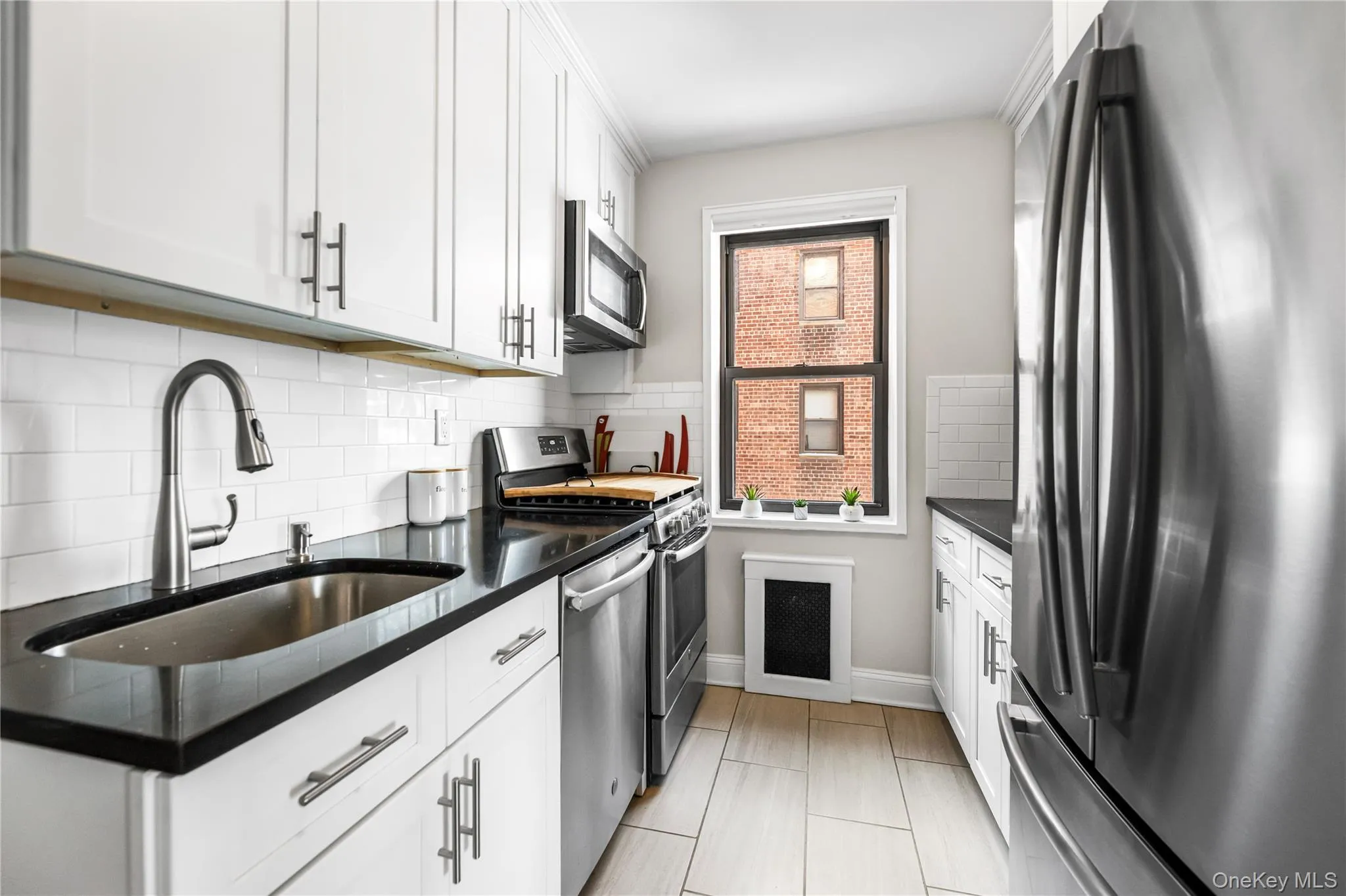 640 Pelham Road, New Rochelle, NY, 1 Bedroom Bedrooms, 4 Rooms Rooms,1 BathroomBathrooms,Residential,For Rent,Pelham,0,954939 640 Pelham Road, New Rochelle, NY, 1 Bedroom Bedrooms, 4 Rooms Rooms,1 BathroomBathrooms,Residential,For Rent,Pelham,0,954939