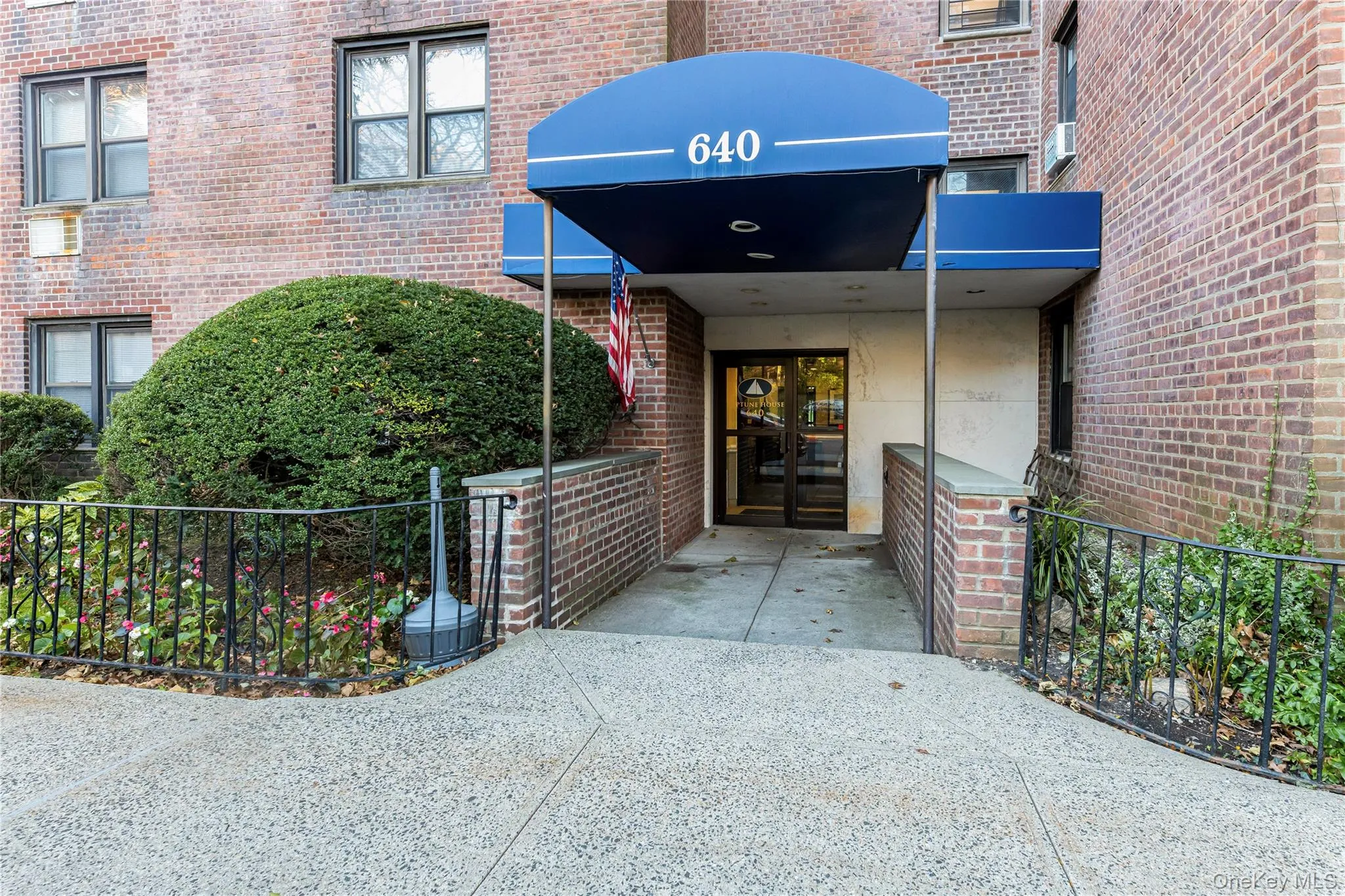 640 Pelham Road, New Rochelle, NY, 1 Bedroom Bedrooms, 4 Rooms Rooms,1 BathroomBathrooms,Residential,For Rent,Pelham,0,954939 640 Pelham Road, New Rochelle, NY, 1 Bedroom Bedrooms, 4 Rooms Rooms,1 BathroomBathrooms,Residential,For Rent,Pelham,0,954939
