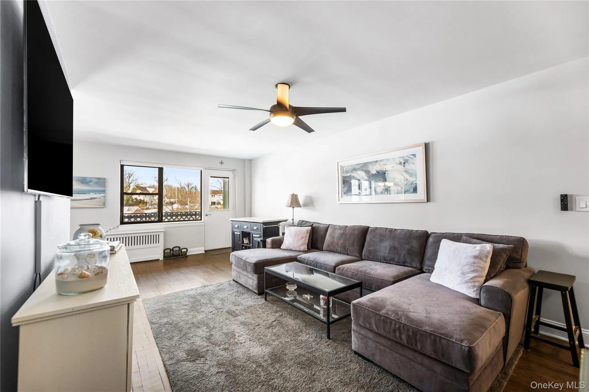 640 Pelham Road, New Rochelle, NY, 1 Bedroom Bedrooms, 4 Rooms Rooms,1 BathroomBathrooms,Residential,For Rent,Pelham,0,954939 640 Pelham Road, New Rochelle, NY, 1 Bedroom Bedrooms, 4 Rooms Rooms,1 BathroomBathrooms,Residential,For Rent,Pelham,0,954939