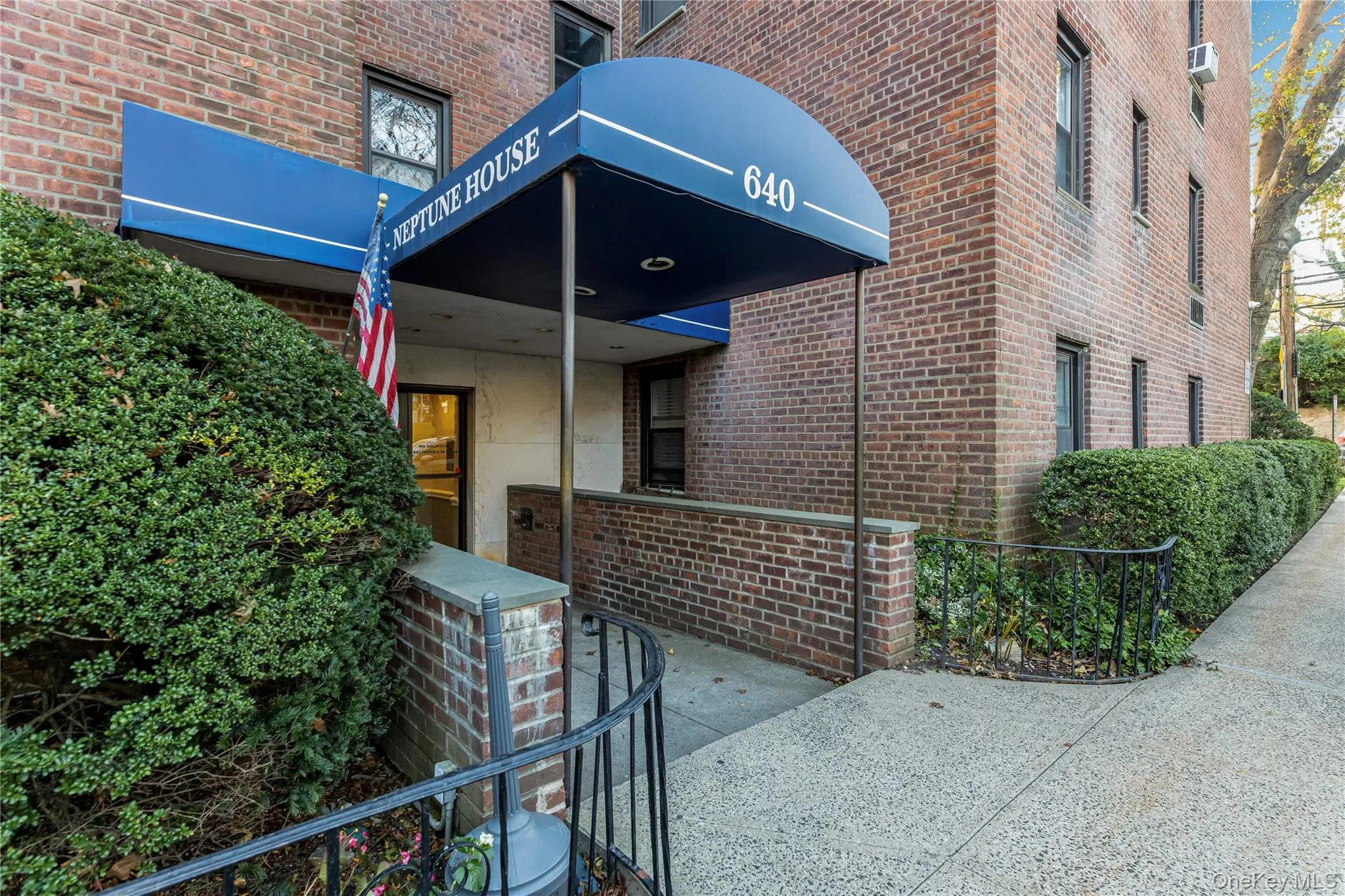 640 Pelham Road, New Rochelle, NY, 1 Bedroom Bedrooms, 4 Rooms Rooms,1 BathroomBathrooms,Residential,For Rent,Pelham,0,954939 640 Pelham Road, New Rochelle, NY, 1 Bedroom Bedrooms, 4 Rooms Rooms,1 BathroomBathrooms,Residential,For Rent,Pelham,0,954939