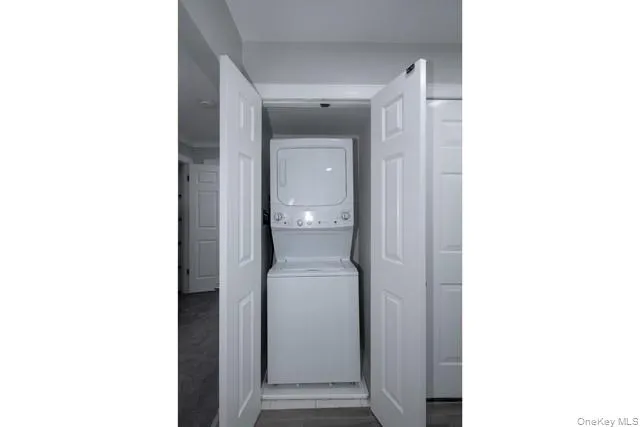 81 Secatogue Avenue, Oyster Bay, NY, 2 Bedrooms Bedrooms, 4 Rooms Rooms,1 BathroomBathrooms,Residential Lease,Idx,Secatogue,0,954940 81 Secatogue Avenue, Oyster Bay, NY, 2 Bedrooms Bedrooms, 4 Rooms Rooms,1 BathroomBathrooms,Residential Lease,Idx,Secatogue,0,954940