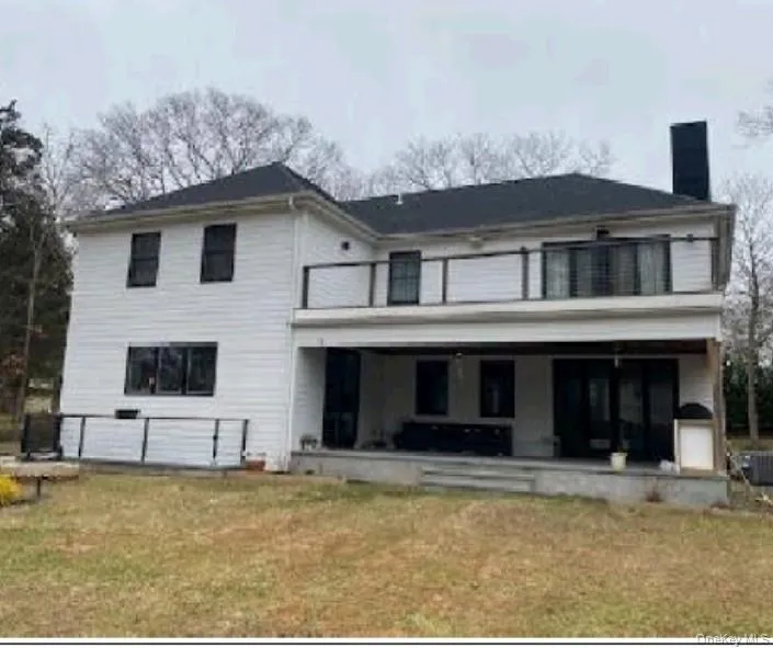 67 Squiretown Road, Southampton, New York 11946