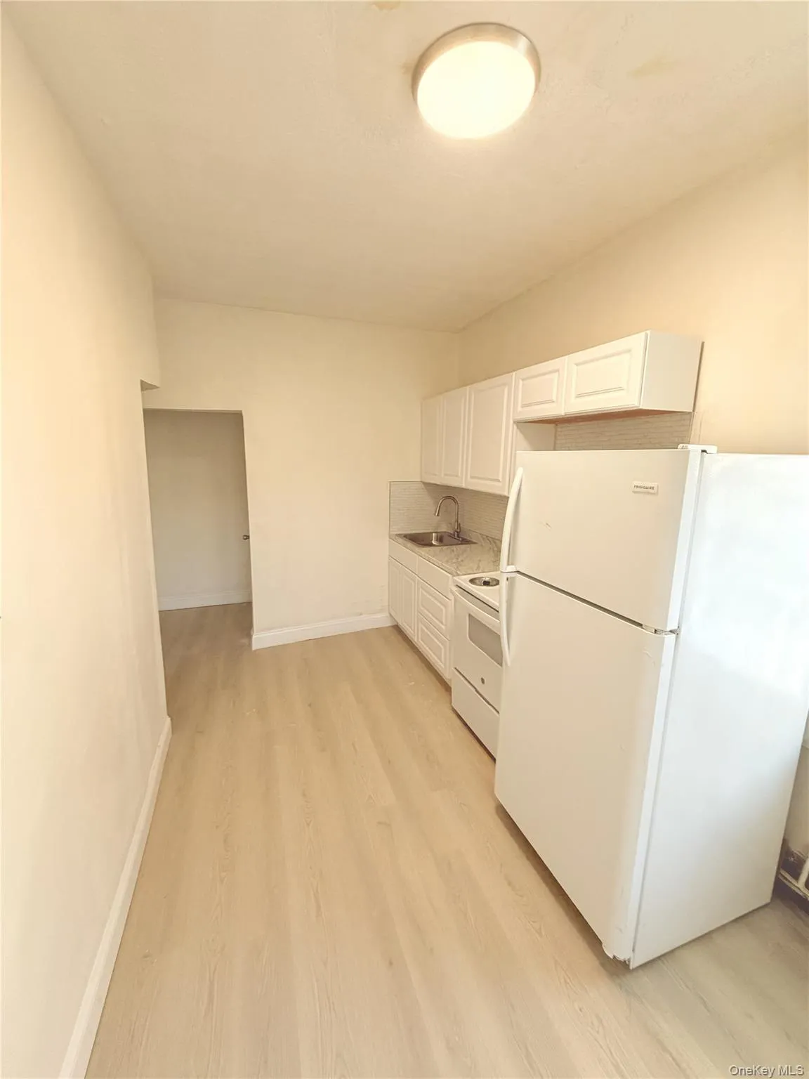 90-48 171 Street, New York, NY, 2 Bedrooms Bedrooms, 4 Rooms Rooms,1 BathroomBathrooms,Residential Lease,Idx,171,0,954951 90-48 171 Street, New York, NY, 2 Bedrooms Bedrooms, 4 Rooms Rooms,1 BathroomBathrooms,Residential Lease,Idx,171,0,954951