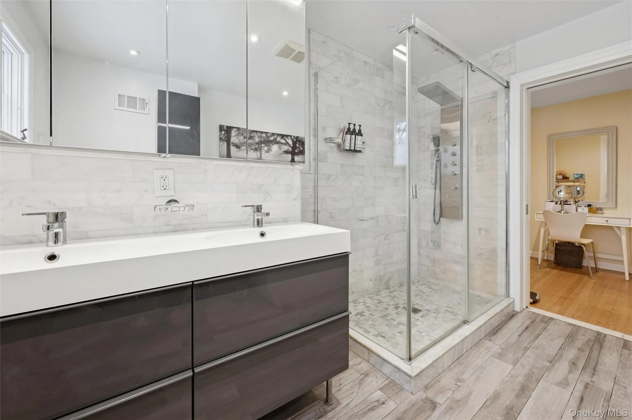 383 254th Street, New York, NY, 4 Bedrooms Bedrooms, 7 Rooms Rooms,3 BathroomsBathrooms,Residential,For Rent,254th,0,954990 383 254th Street, New York, NY, 4 Bedrooms Bedrooms, 7 Rooms Rooms,3 BathroomsBathrooms,Residential,For Rent,254th,0,954990