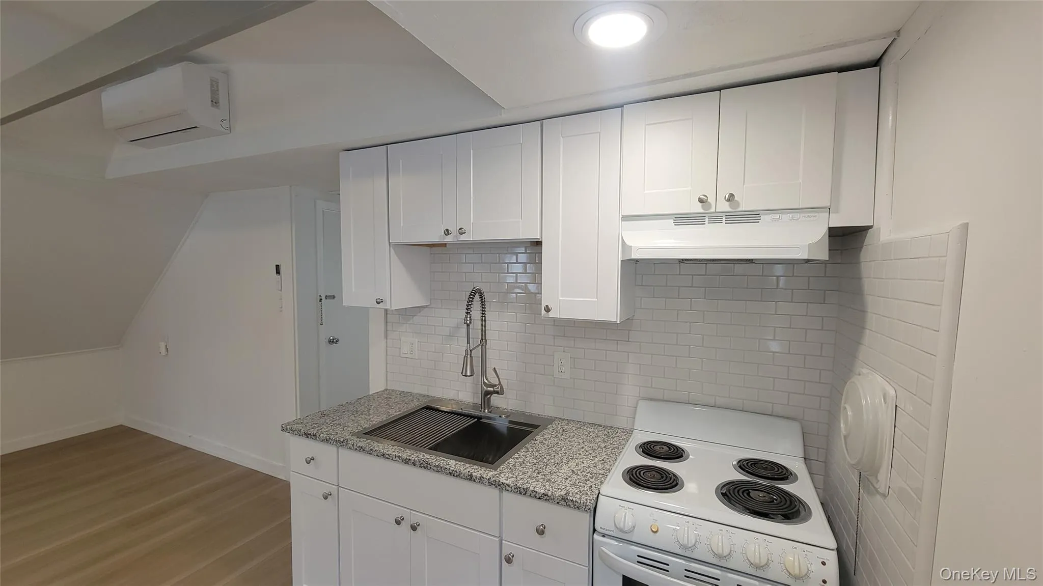 50 Deepdale Drive, Huntington, NY, 1 Bedroom Bedrooms, 3 Rooms Rooms,1 BathroomBathrooms,Residential Lease,Idx,Deepdale,0,954998 50 Deepdale Drive, Huntington, NY, 1 Bedroom Bedrooms, 3 Rooms Rooms,1 BathroomBathrooms,Residential Lease,Idx,Deepdale,0,954998