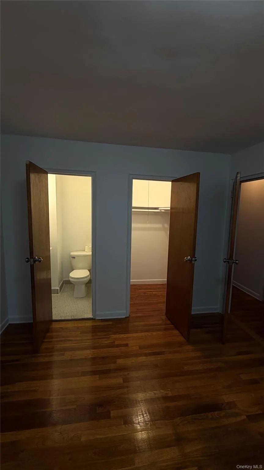 6046 69th Place, New York, NY, 3 Bedrooms Bedrooms, 6 Rooms Rooms,1 BathroomBathrooms,Residential Lease,For Rent,69th,0,955020 6046 69th Place, New York, NY, 3 Bedrooms Bedrooms, 6 Rooms Rooms,1 BathroomBathrooms,Residential Lease,For Rent,69th,0,955020