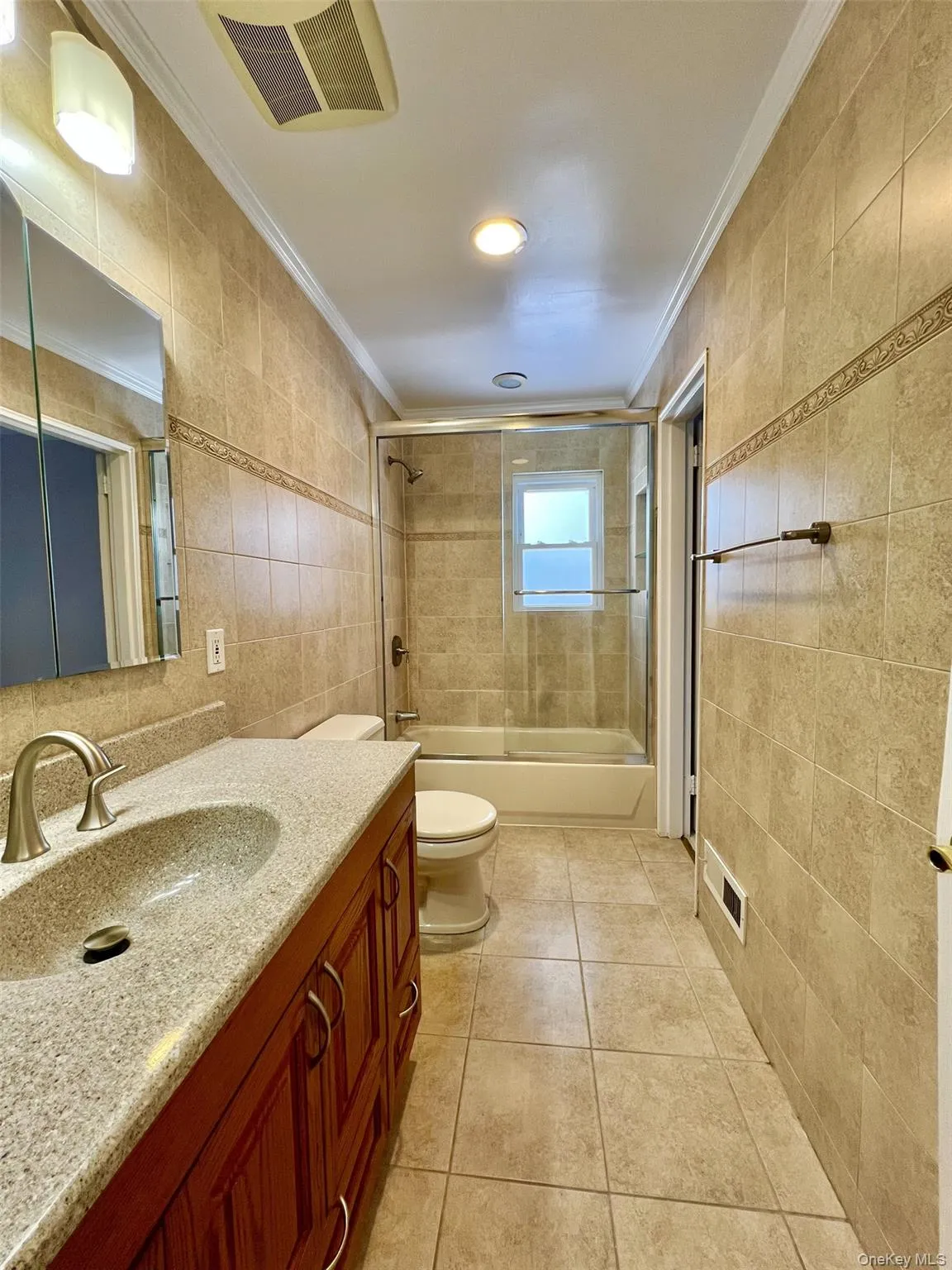 34 Julliard Drive, Oyster Bay, NY, 3 Bedrooms Bedrooms, 6 Rooms Rooms,1 BathroomBathrooms,Residential Lease,For Rent,Julliard,0,955023 34 Julliard Drive, Oyster Bay, NY, 3 Bedrooms Bedrooms, 6 Rooms Rooms,1 BathroomBathrooms,Residential Lease,For Rent,Julliard,0,955023