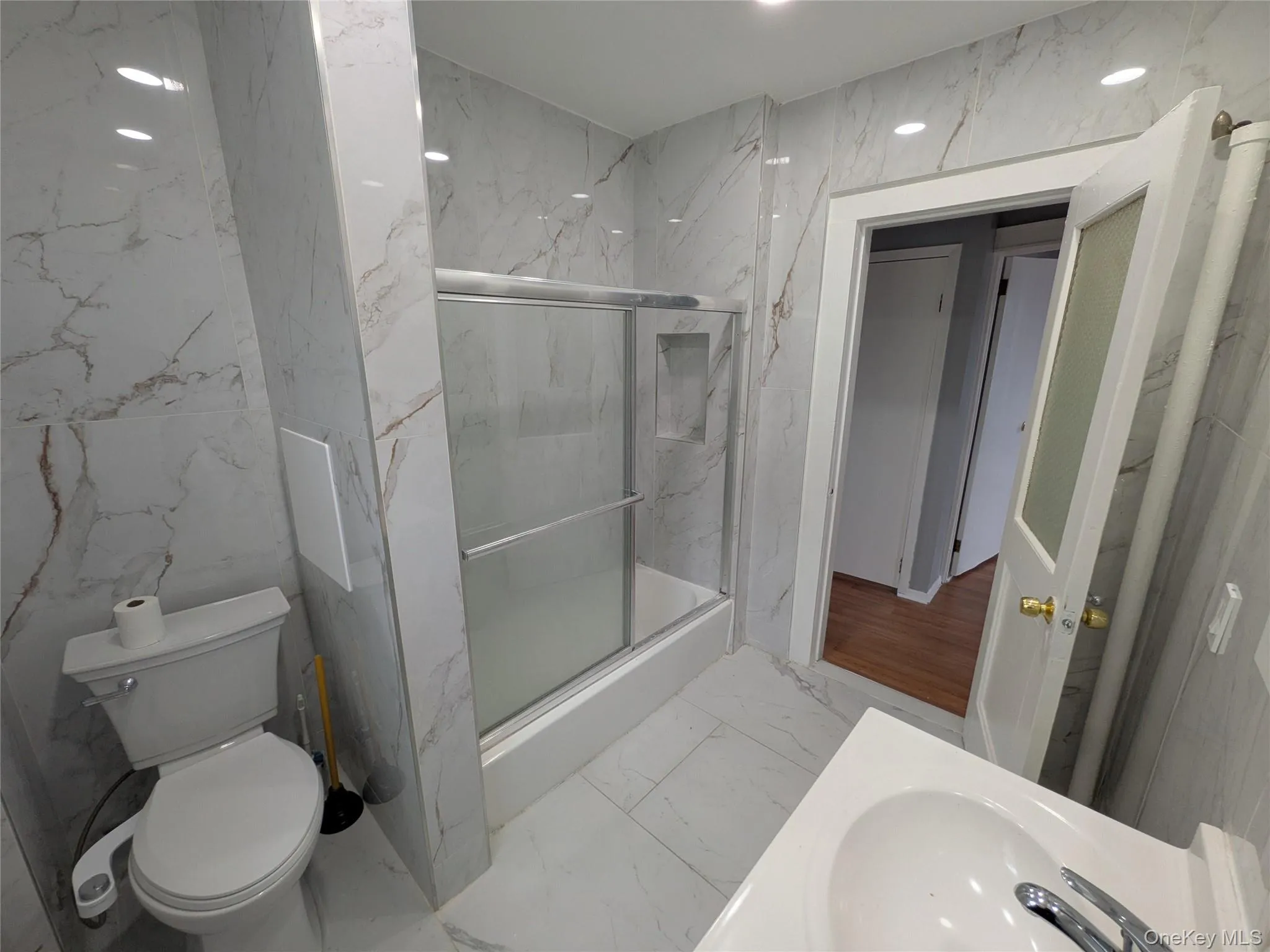 85-57 151st Street, New York, NY, 3 Bedrooms Bedrooms, 4 Rooms Rooms,1 BathroomBathrooms,Residential Lease,Idx,151st,0,955035 85-57 151st Street, New York, NY, 3 Bedrooms Bedrooms, 4 Rooms Rooms,1 BathroomBathrooms,Residential Lease,Idx,151st,0,955035