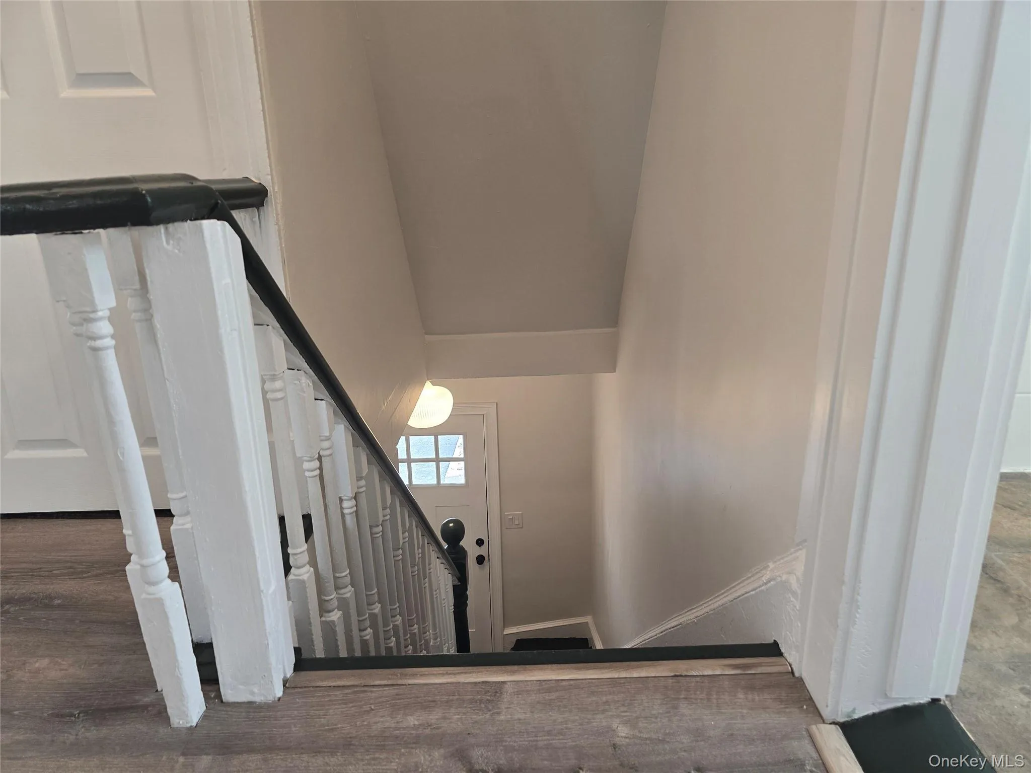 10 Ohio Avenue, North Hempstead, NY, 1 Bedroom Bedrooms, 3 Rooms Rooms,1 BathroomBathrooms,Residential Lease,Idx,Ohio,0,955056 10 Ohio Avenue, North Hempstead, NY, 1 Bedroom Bedrooms, 3 Rooms Rooms,1 BathroomBathrooms,Residential Lease,Idx,Ohio,0,955056