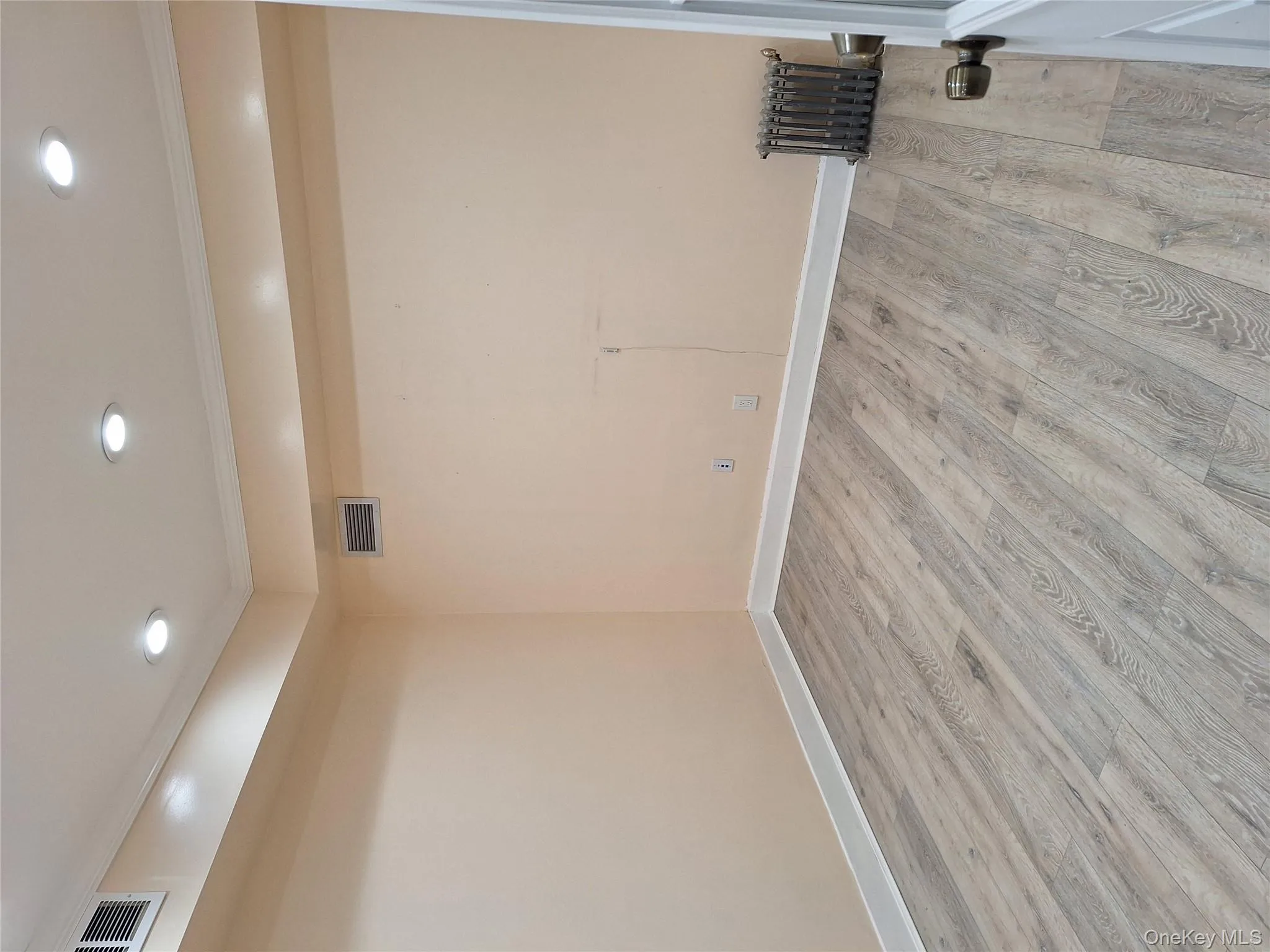 16718 Hillside Avenue, New York, NY, ,Commercial Lease,For Rent,Hillside,0,955059 16718 Hillside Avenue, New York, NY, ,Commercial Lease,For Rent,Hillside,0,955059