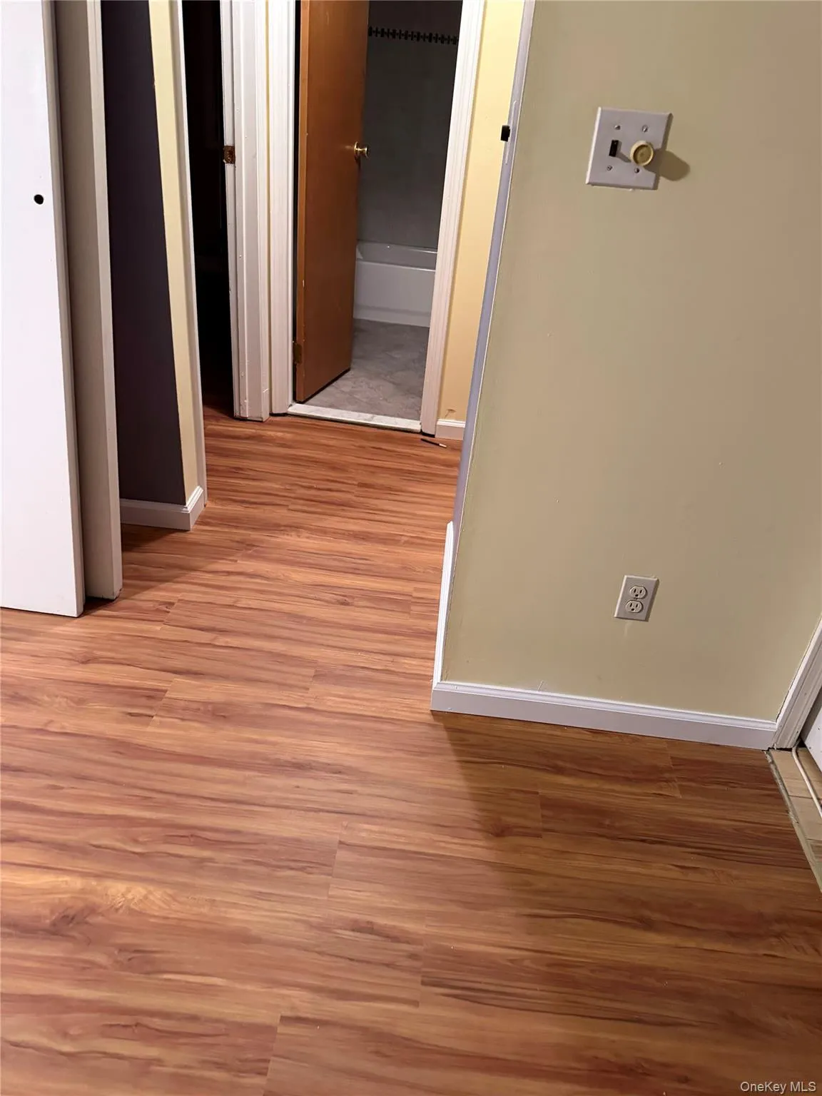 43 2nd Street, Islip, NY, 2 Bedrooms Bedrooms, 5 Rooms Rooms,1 BathroomBathrooms,Residential Lease,Idx,2nd,0,955086 43 2nd Street, Islip, NY, 2 Bedrooms Bedrooms, 5 Rooms Rooms,1 BathroomBathrooms,Residential Lease,Idx,2nd,0,955086