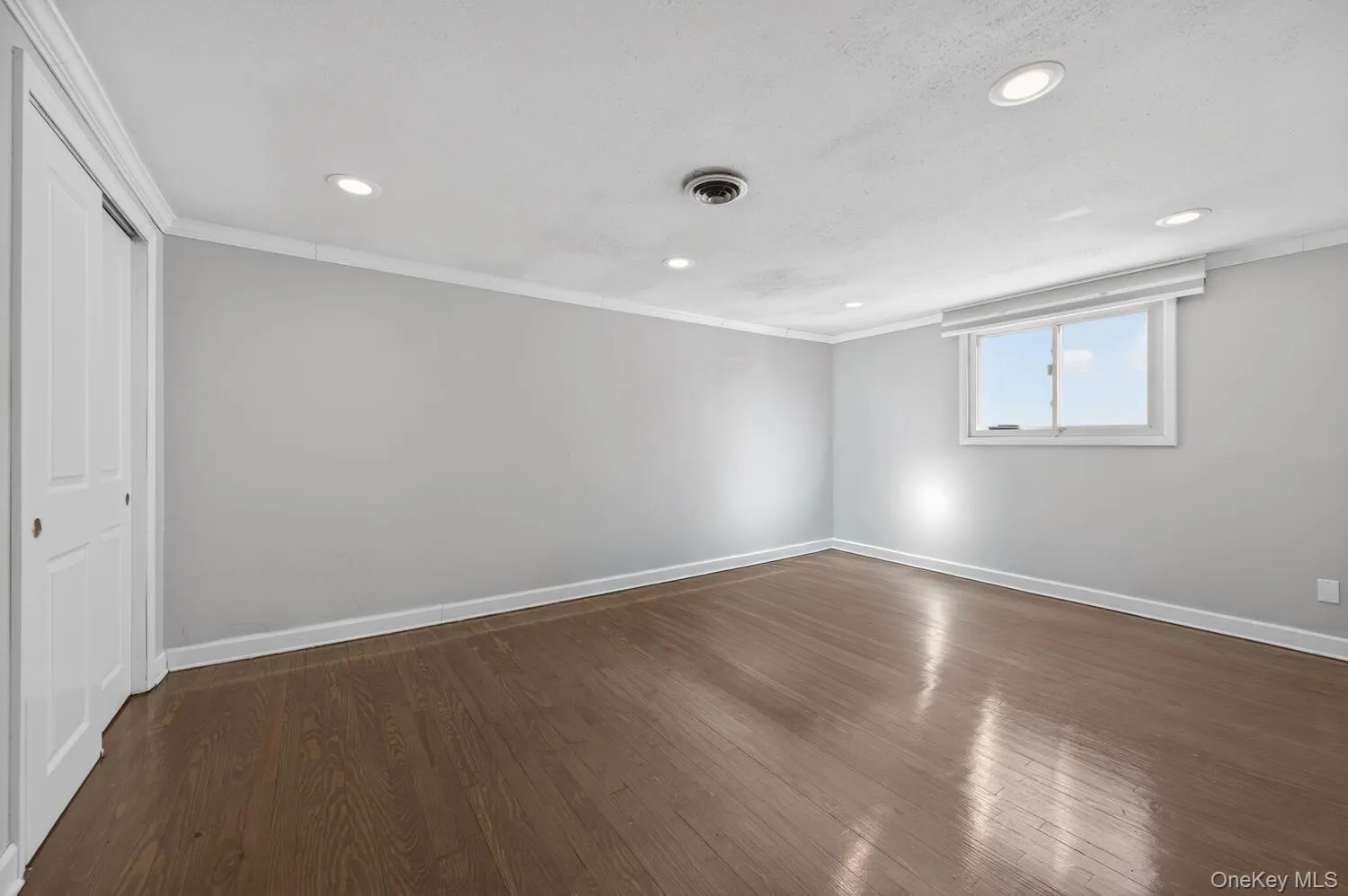 10 Whitlock Street, Oyster Bay, NY, 4 Bedrooms Bedrooms, 10 Rooms Rooms,3 BathroomsBathrooms,Residential Lease,For Rent,Whitlock,0,955104 10 Whitlock Street, Oyster Bay, NY, 4 Bedrooms Bedrooms, 10 Rooms Rooms,3 BathroomsBathrooms,Residential Lease,For Rent,Whitlock,0,955104