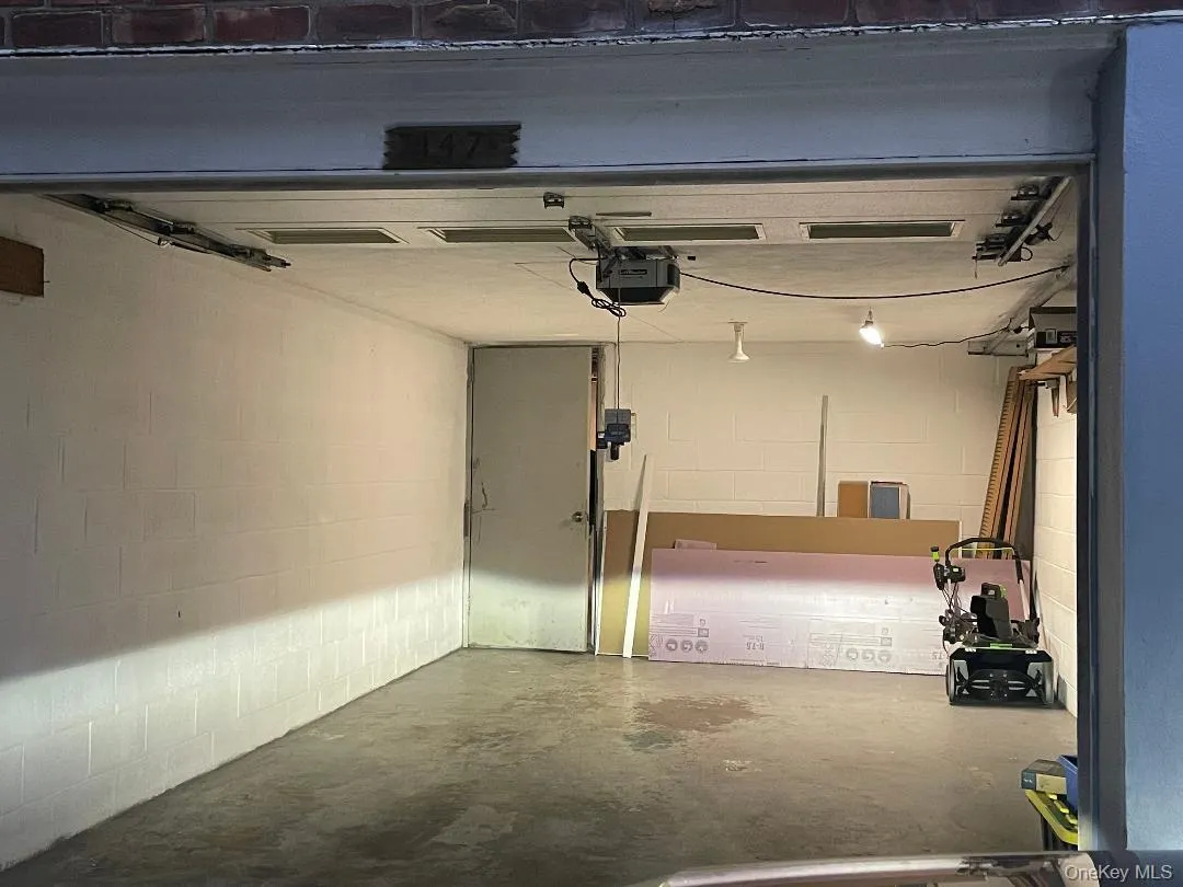 FLOOR JUST PAINTED (BEFORE PHOTO) FLOOR JUST PAINTED (BEFORE PHOTO)