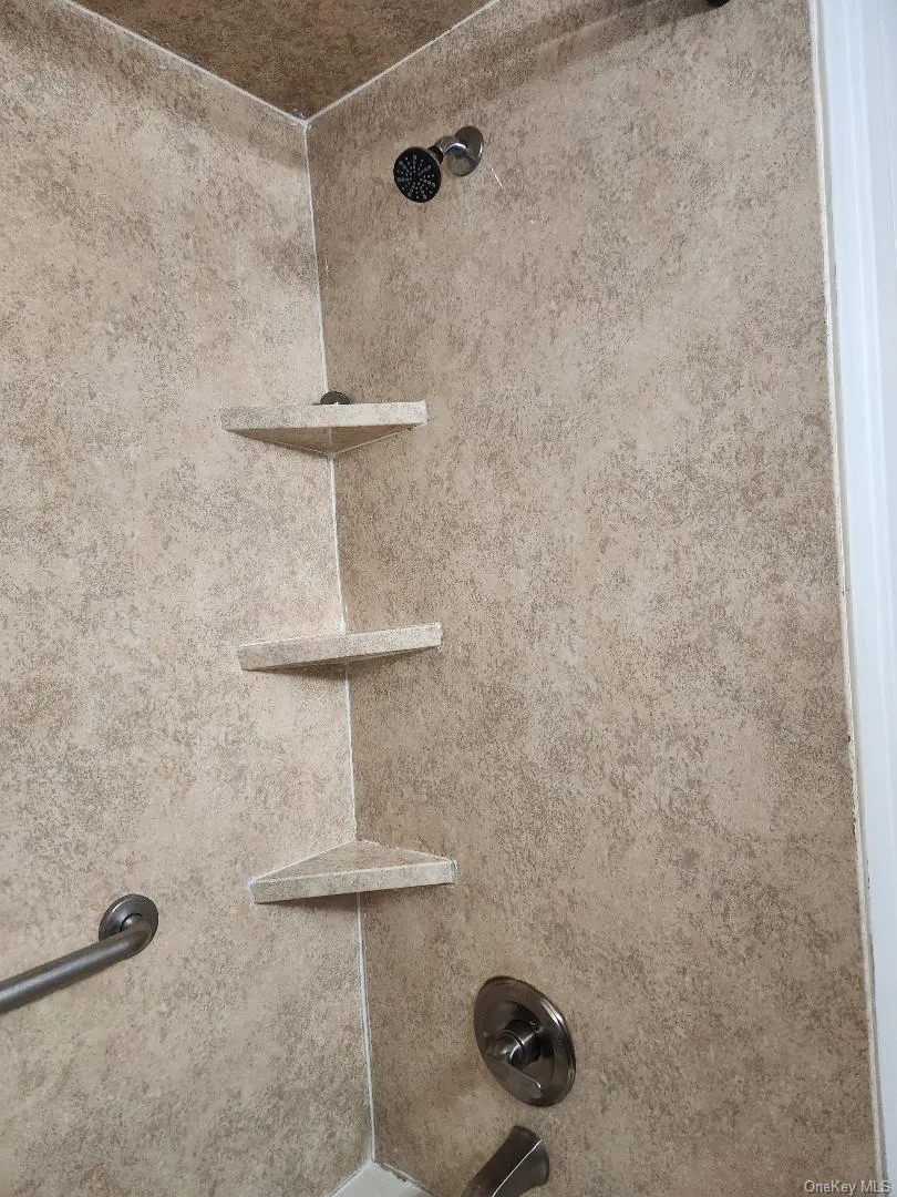 147 Congers Road, Clarkstown, NY, 2 Bedrooms Bedrooms, 5 Rooms Rooms,1 BathroomBathrooms,Residential Lease,Idx,Congers,0,955113 147 Congers Road, Clarkstown, NY, 2 Bedrooms Bedrooms, 5 Rooms Rooms,1 BathroomBathrooms,Residential Lease,Idx,Congers,0,955113