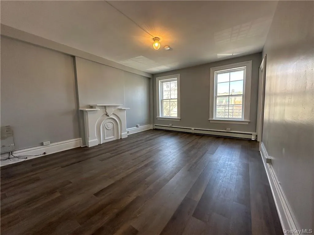 89 Broadway, Newburgh (city), NY, 2 Bedrooms Bedrooms, 5 Rooms Rooms,1 BathroomBathrooms,Residential Lease,For Rent,Broadway,0,955139 89 Broadway, Newburgh (city), NY, 2 Bedrooms Bedrooms, 5 Rooms Rooms,1 BathroomBathrooms,Residential Lease,For Rent,Broadway,0,955139